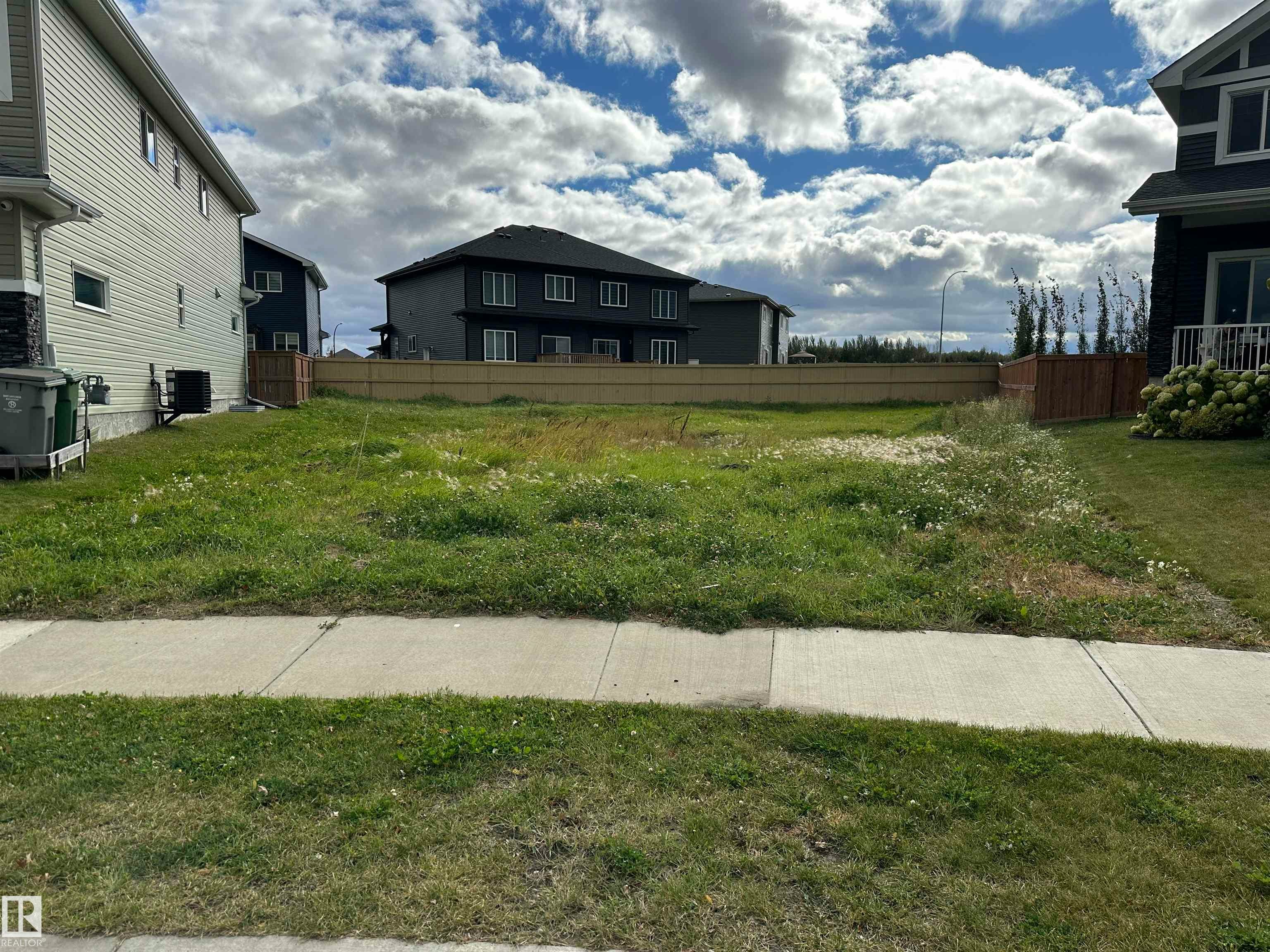 6613 38 Avenue, Beaumont, AB, T4X 2C5