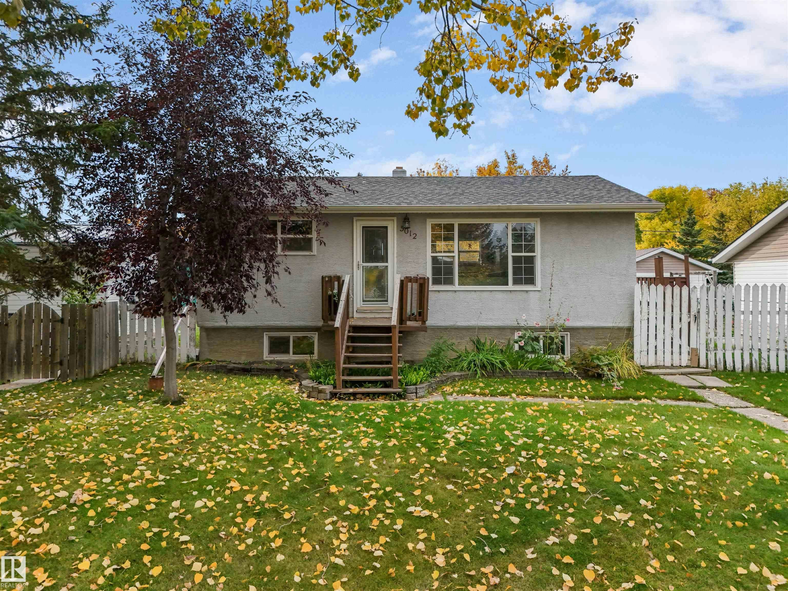 5012 45 Street, Drayton Valley, AB, T7A 1C1