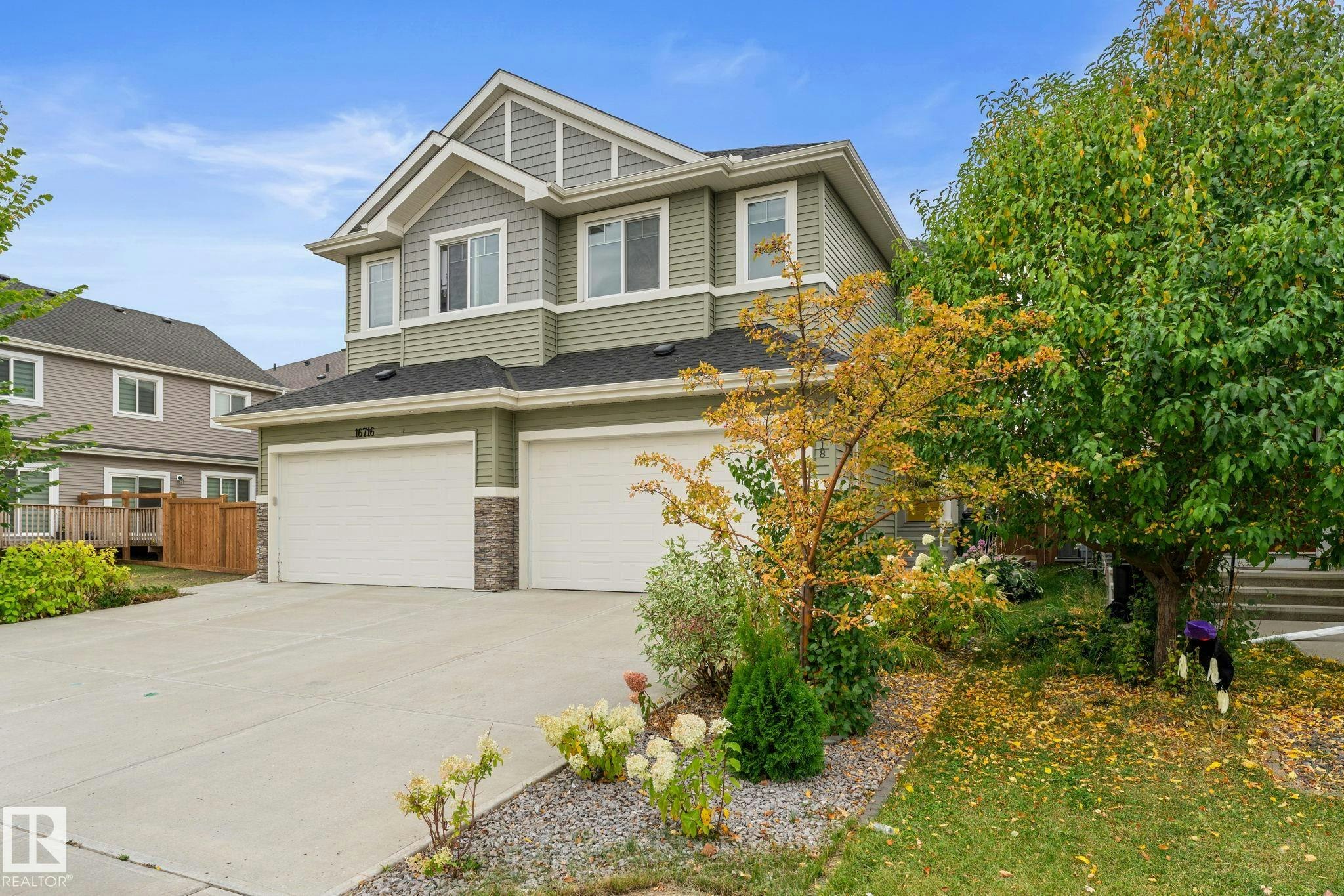 16718 64 Street, Edmonton, AB, T5Y 3P8