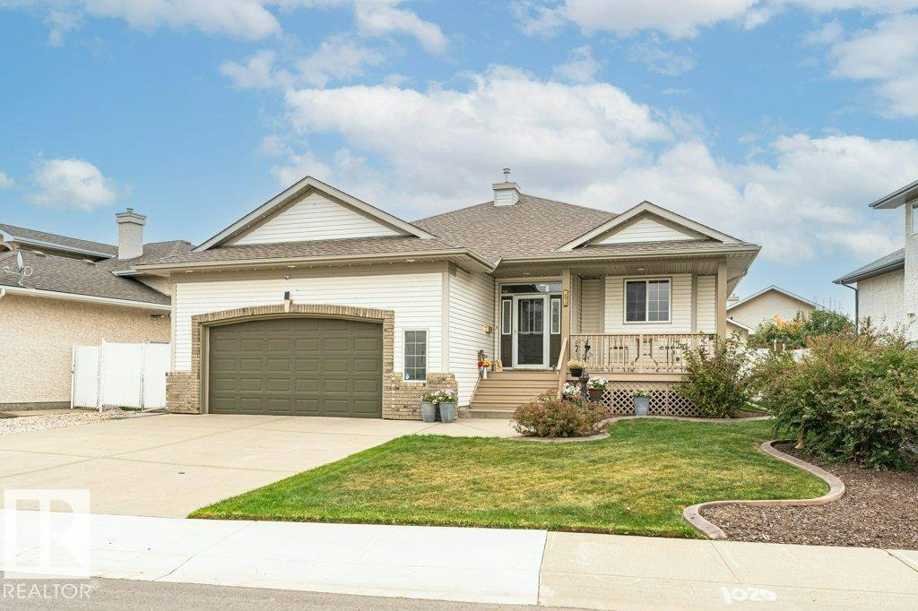 16532 75 Street, Edmonton, AB, T5Z 3R1