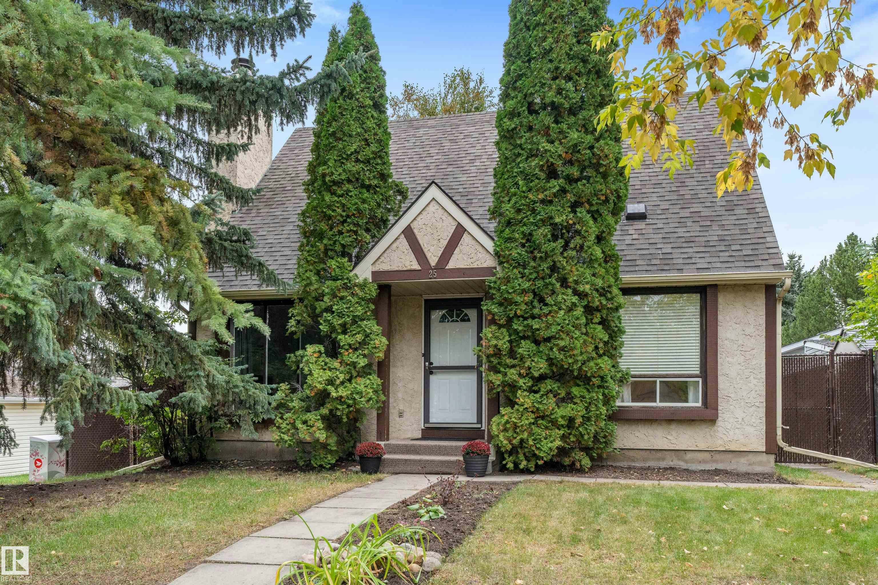 25 Greenwood Drive, Spruce Grove, AB, T7X 1X1