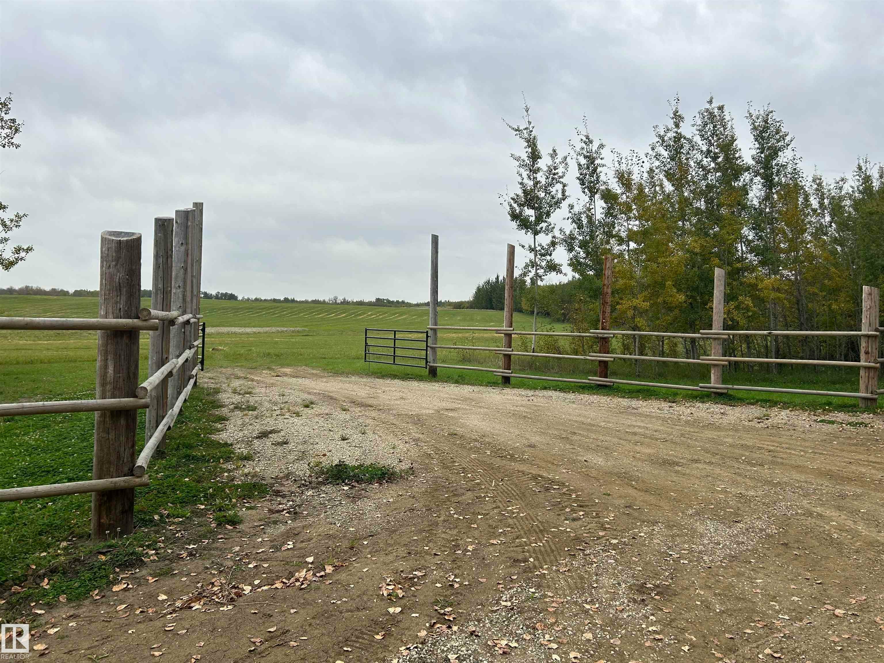 RR 20 Twp 544, Rural Lac Ste. Anne County, AB, T0E 1G0