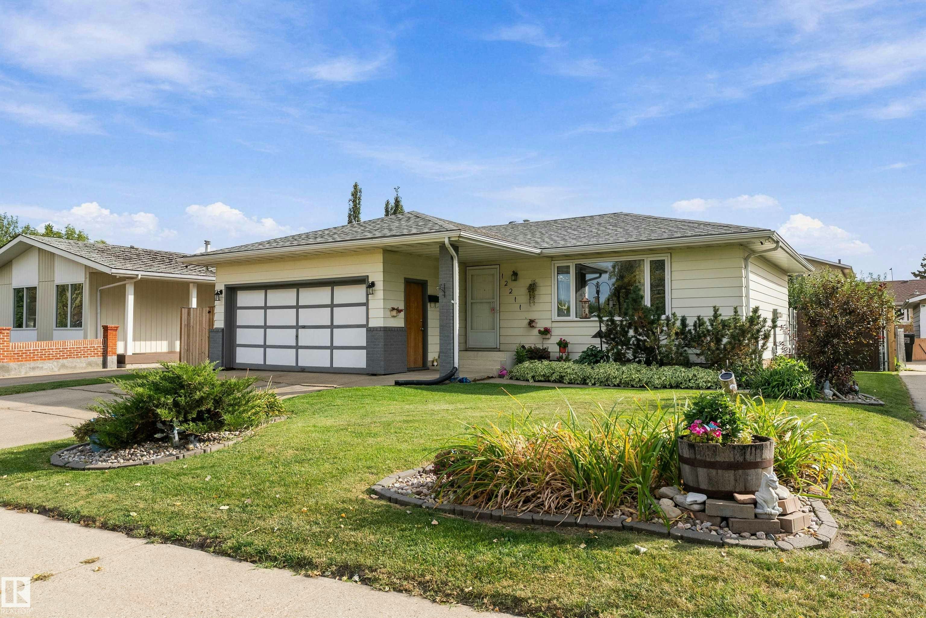 12211 147 Avenue, Edmonton, AB, T5X 1V4