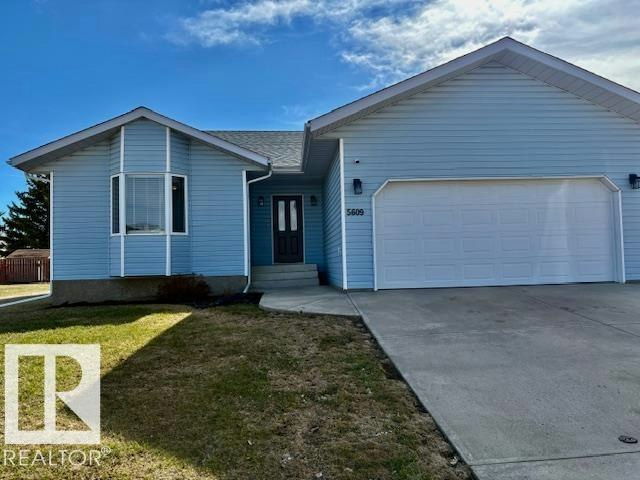 5609 45a Street, Vegreville, AB, T9C 1E1