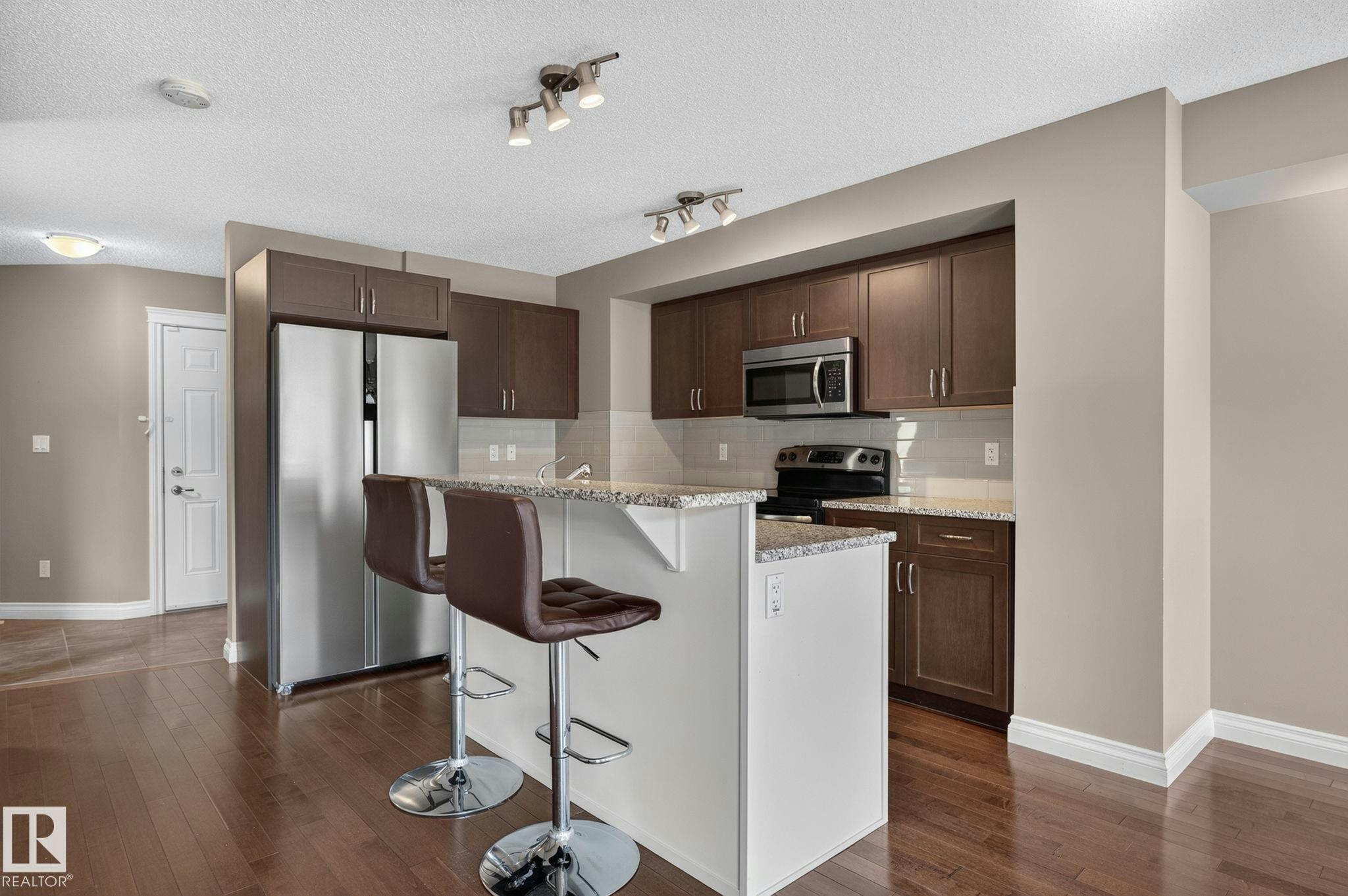 1107 177 Street, Edmonton, AB, T6W 1Z9