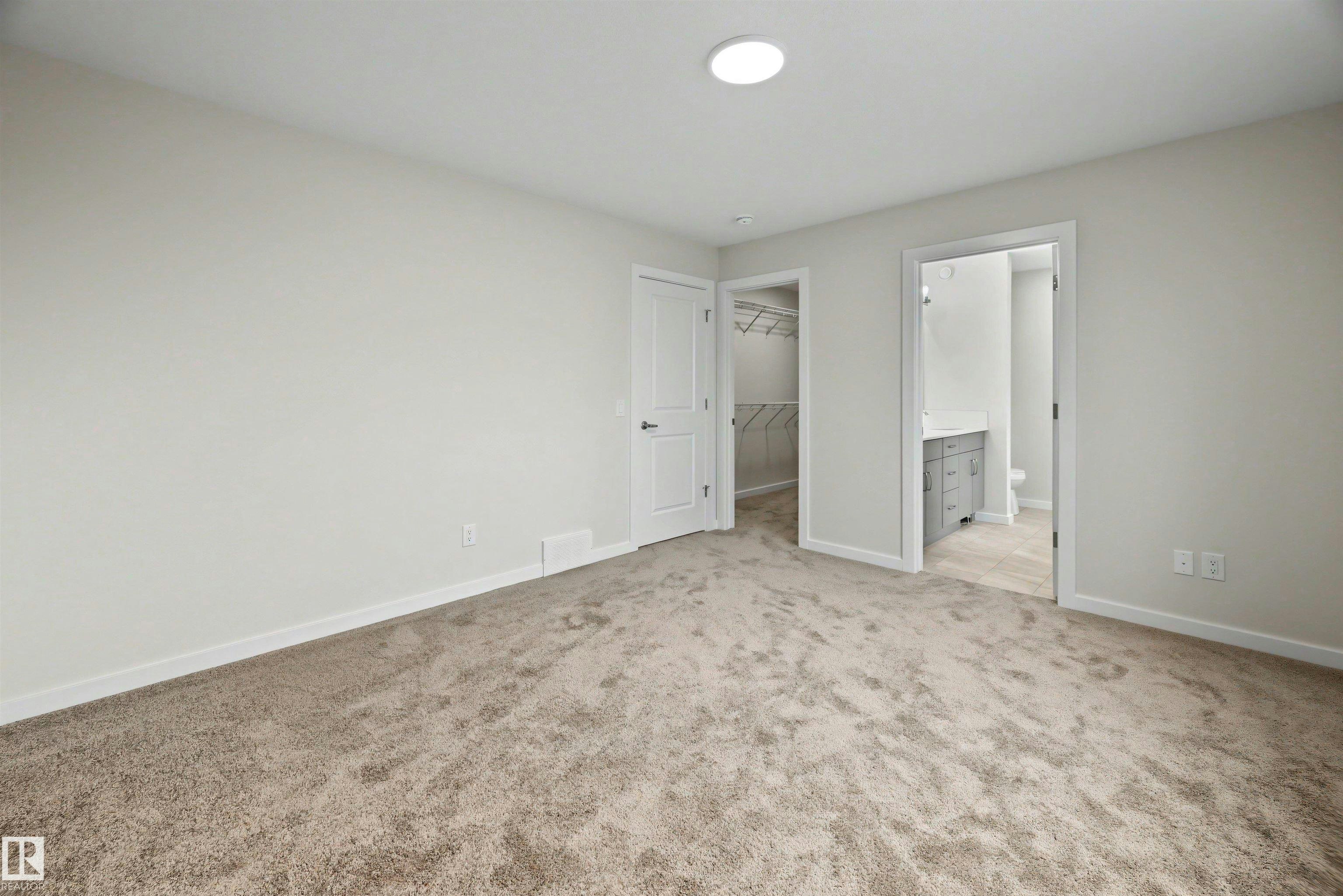 8419 226 Street, Edmonton, AB, T5T 7G7 - 26