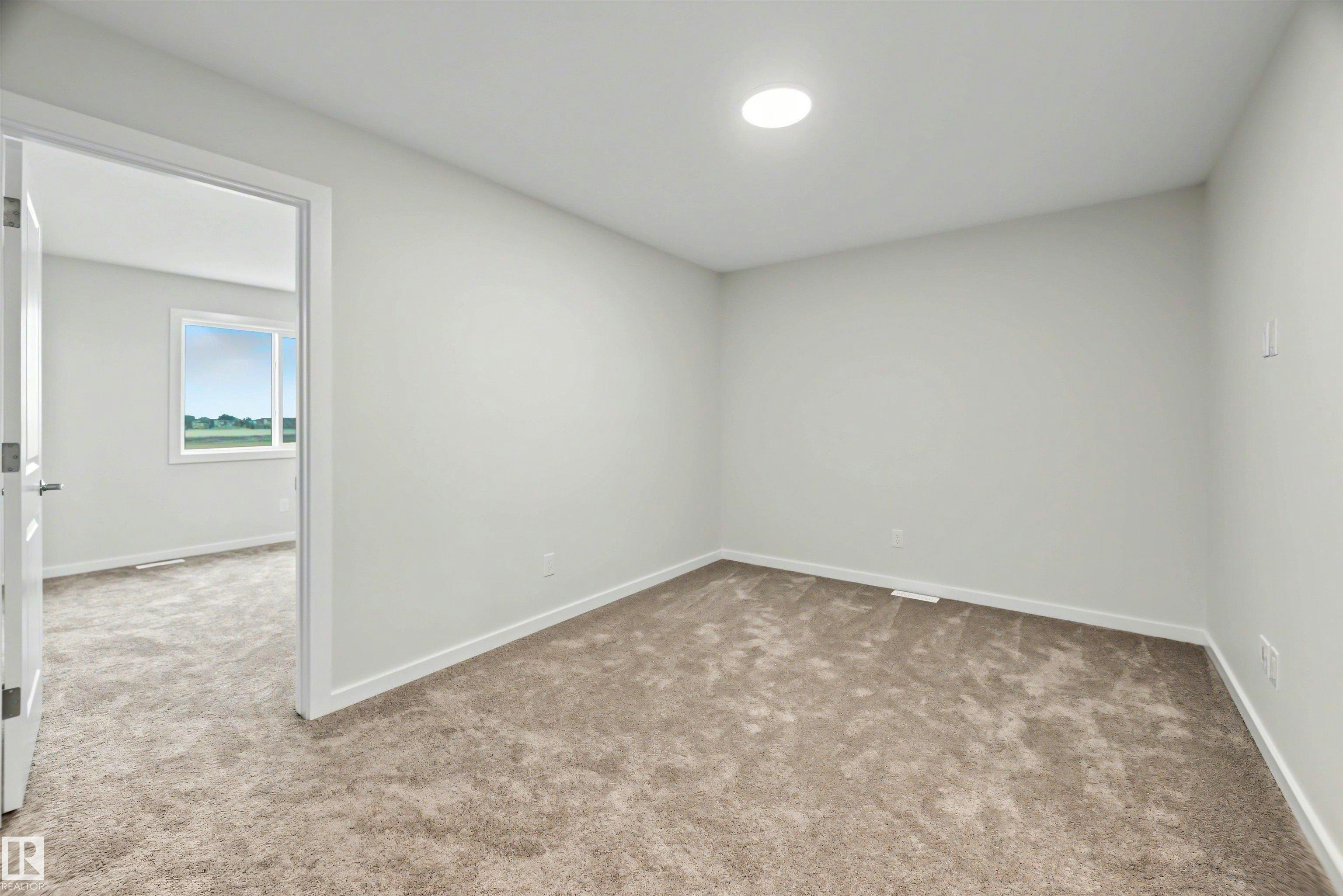 8419 226 Street, Edmonton, AB, T5T 7G7 - 24