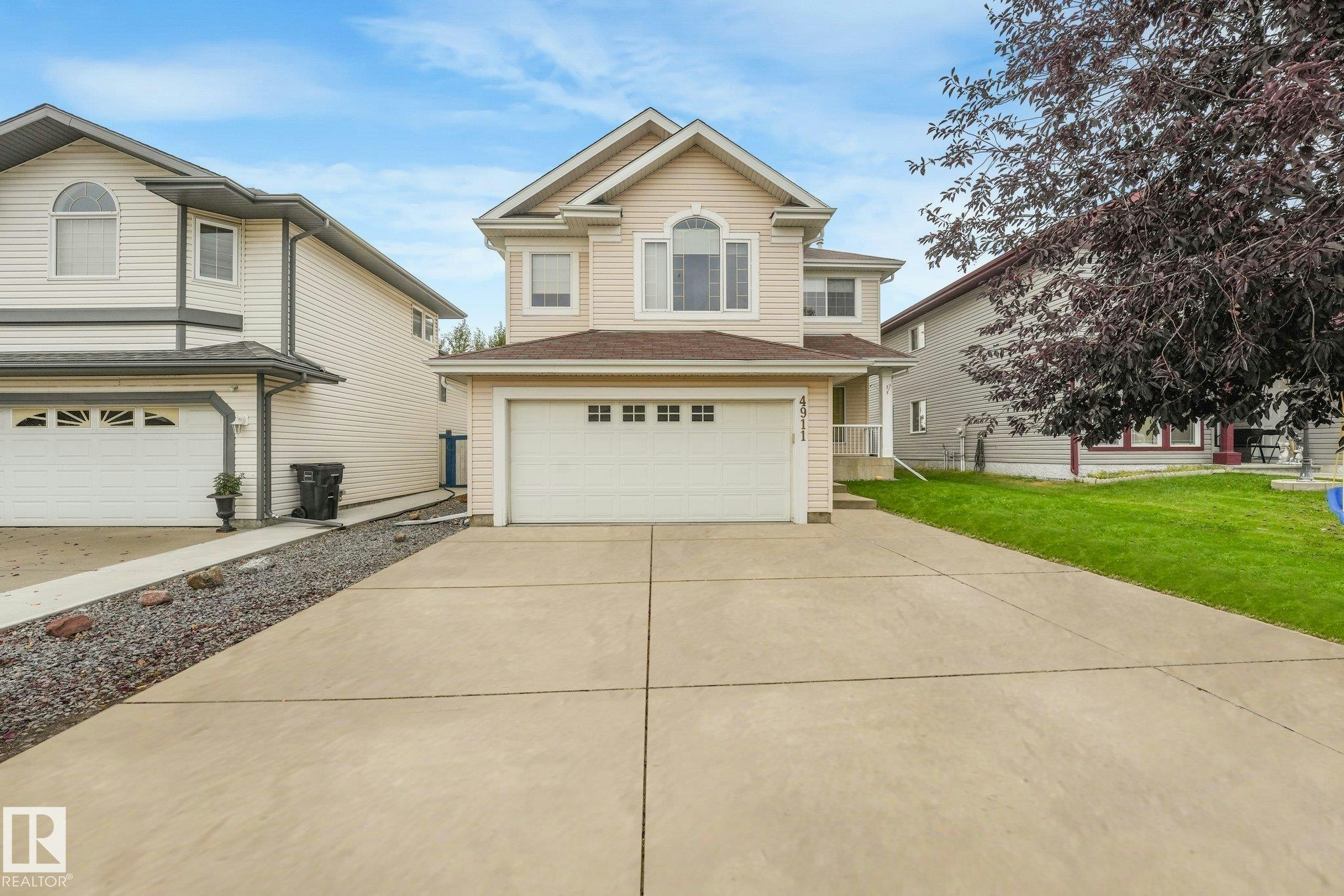 4911 152 Avenue, Edmonton, AB, T5Y 2C2
