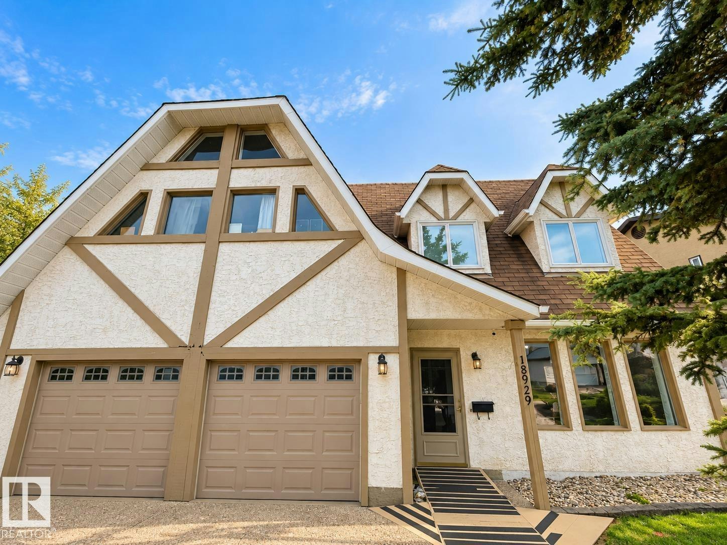 18929 99a Avenue, Edmonton, AB, T5T 3M9