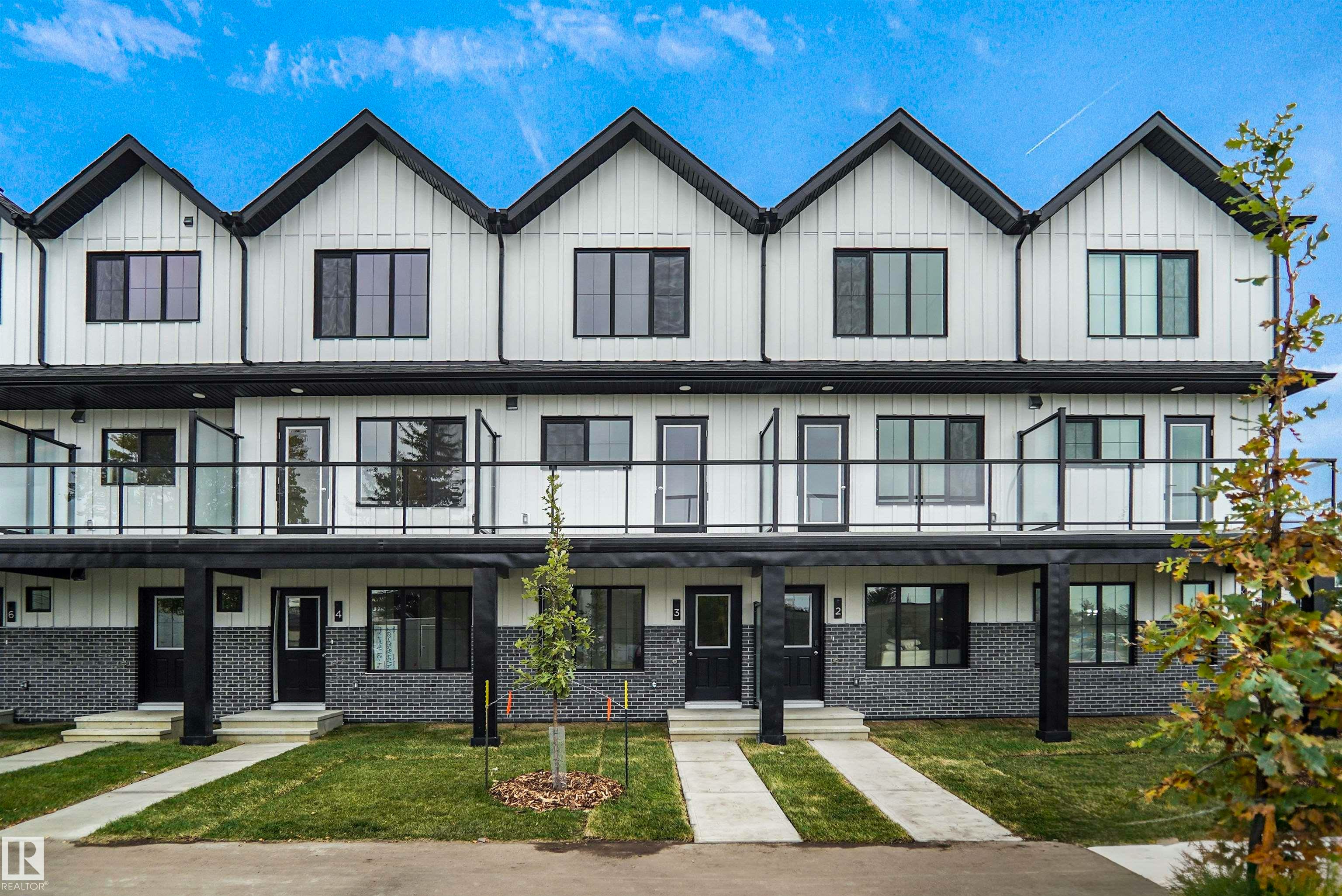 3-29 Airport Road, Edmonton, AB, T5G 2P9