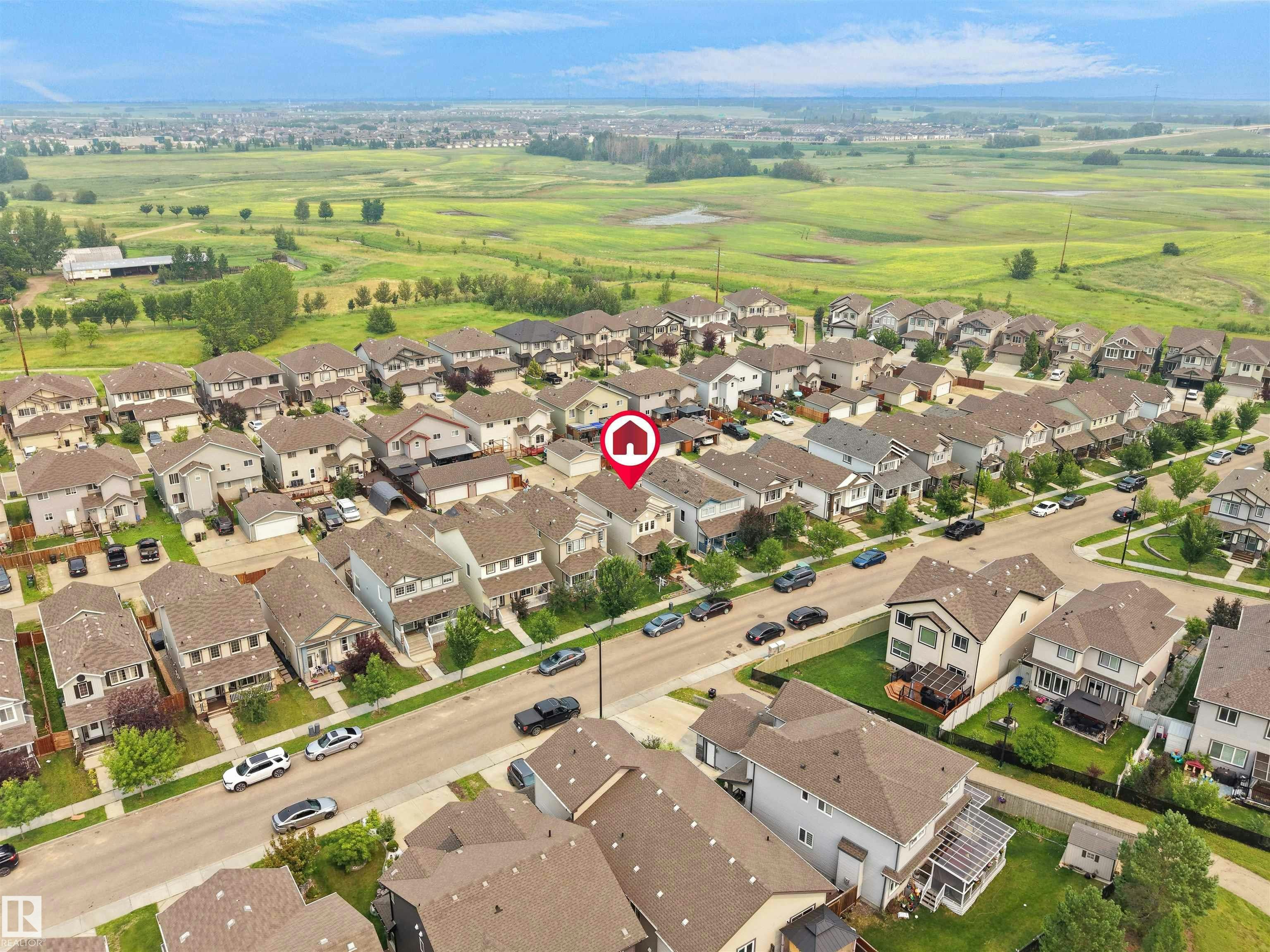 1216 29 Avenue NW, Edmonton, AB, T6T 0V8