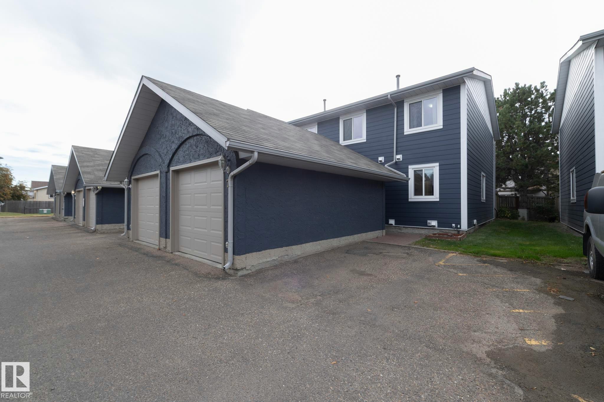 7-14803 34 Street, Edmonton, AB, T5Y 2L3