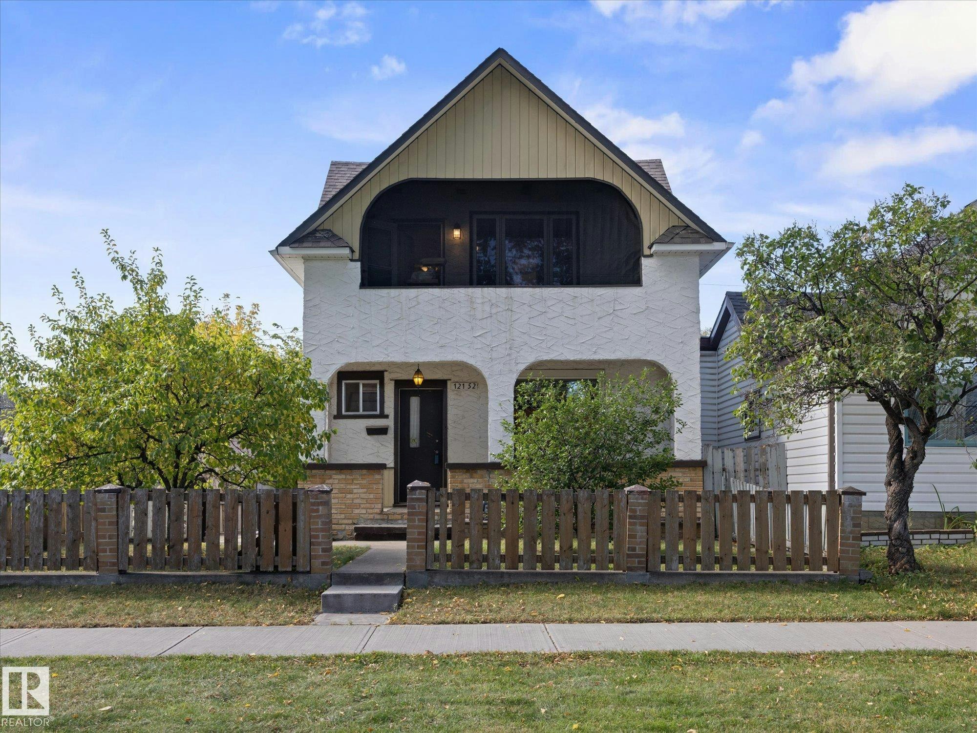 12152 91 Street, Edmonton, AB, T5B 4C1