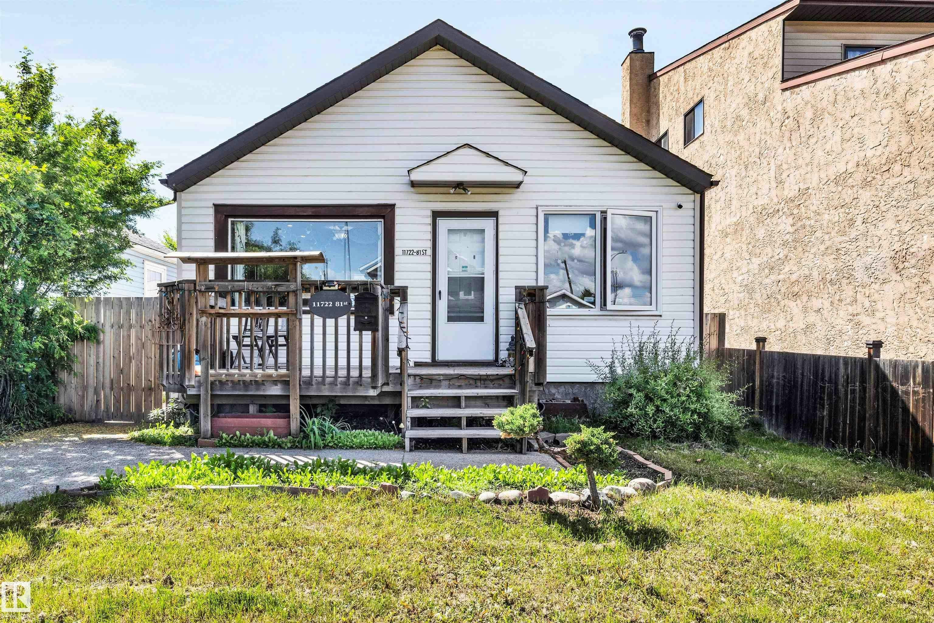 11722 81 Street, Edmonton, AB, T5B 2S4