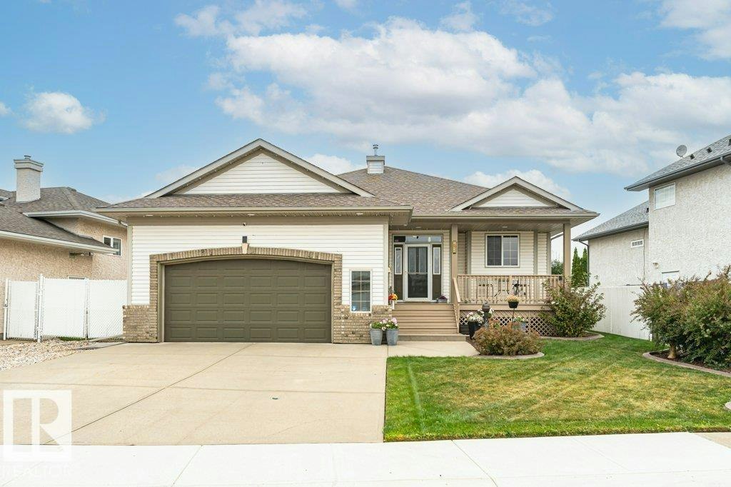 16532 75 Street, Edmonton, AB, T5Z 3R1