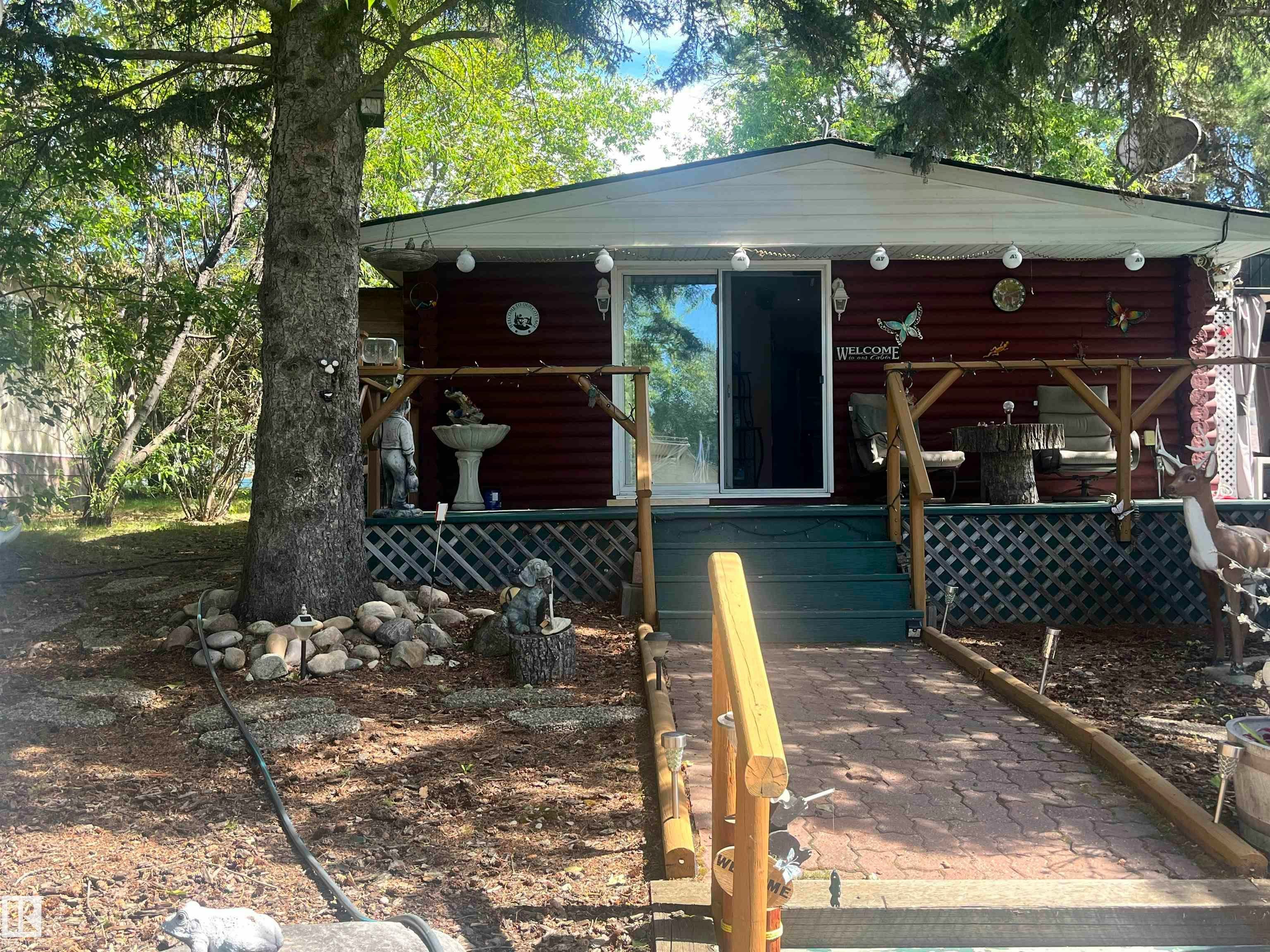 408 4, Rural Lac Ste. Anne County, AB, T0E 1A0