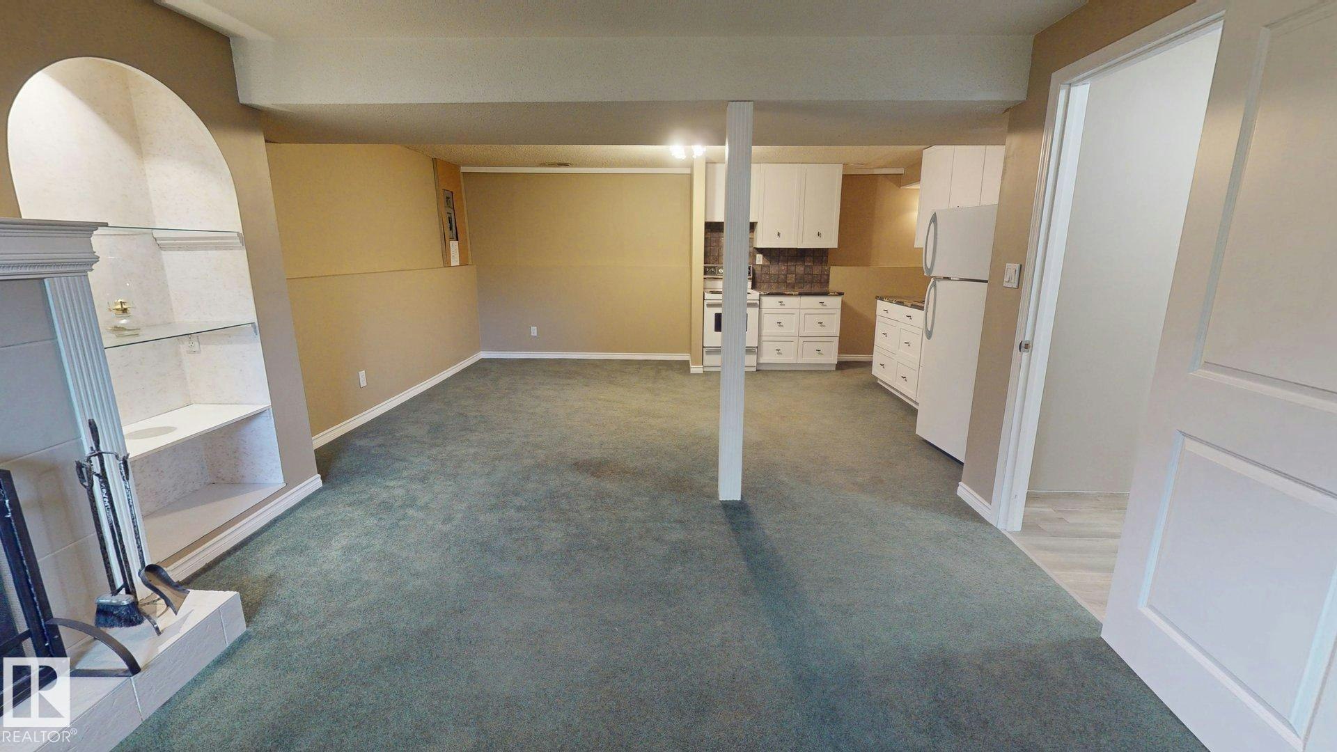 9813 152 Street, Edmonton, AB, T5P 1X2 - 19