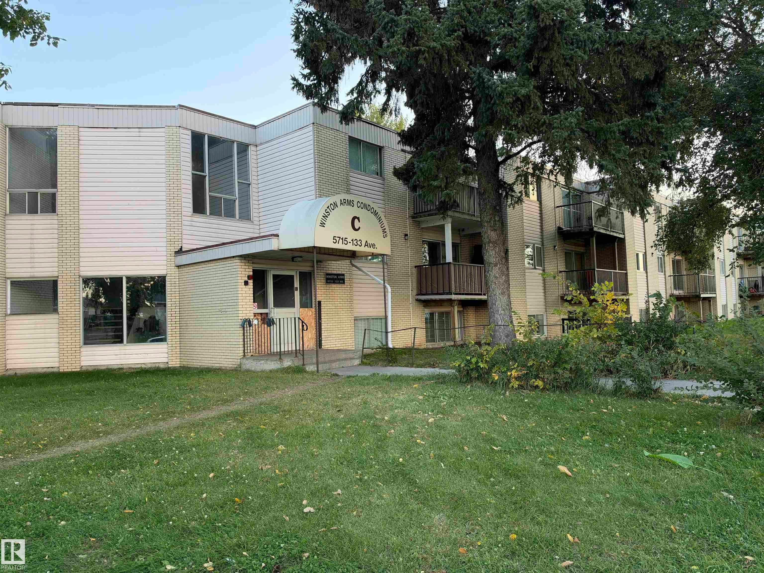 3B-13230 Fort Road, Edmonton, AB, T5A 1C2
