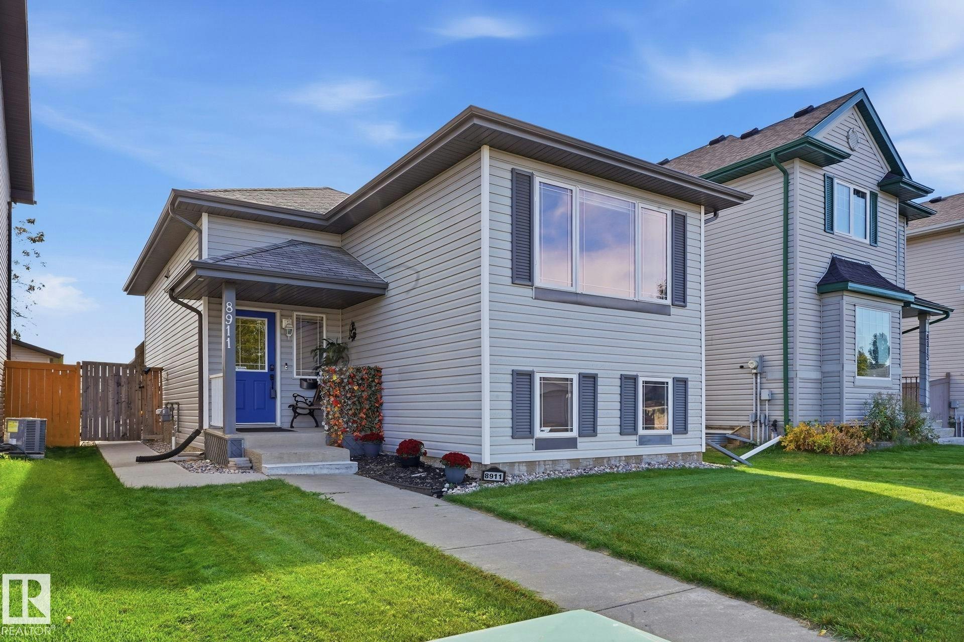 8911 173 Avenue, Edmonton, AB, T5Z 3W5
