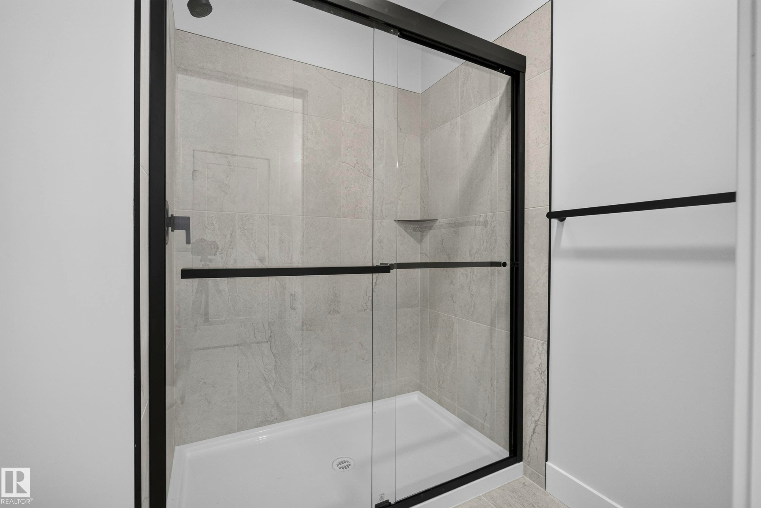 593 Genesis Wynd, Stony Plain, AB, T7Z 0G6 - 41