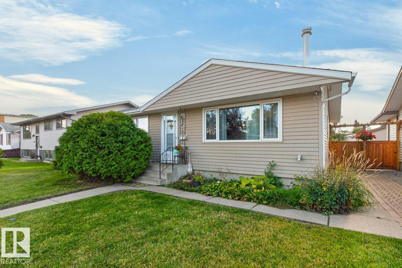 3511 106 Avenue, Edmonton, AB, T5W 0C1