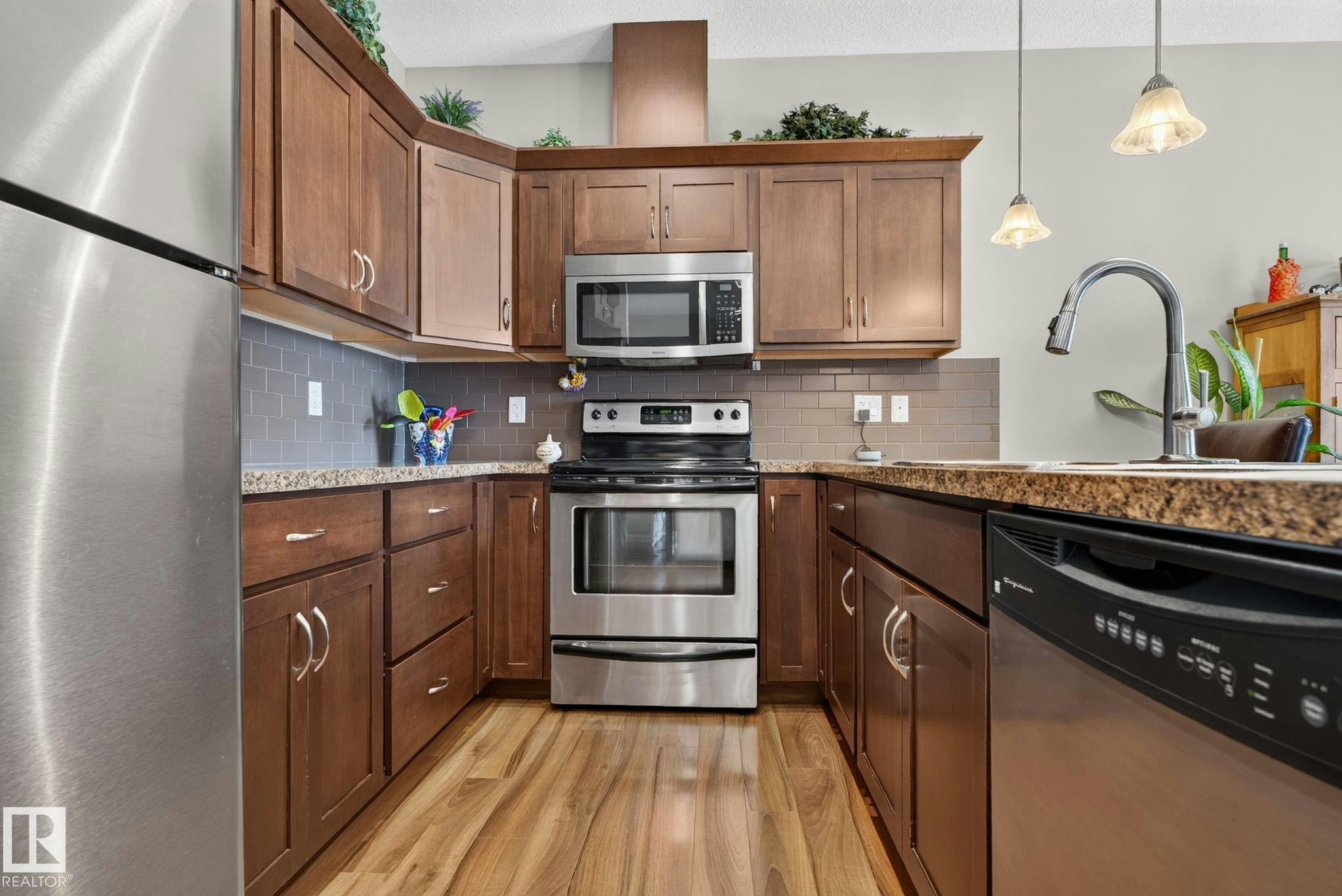 91-7293 South Terwillegar Drive, Edmonton, AB, T6R 0N5 - 6