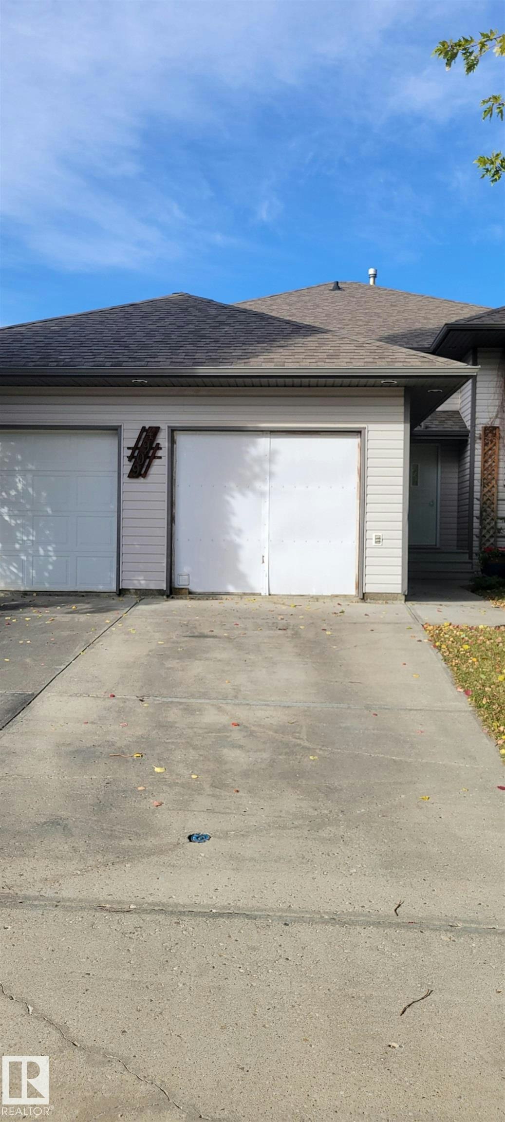 4909 57 Avenue, Stony Plain, AB, T7Z 1A9