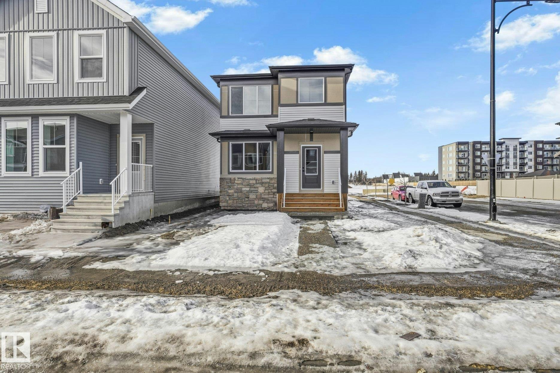 3760 Erlanger Drive, Edmonton, AB, T6M 1R9