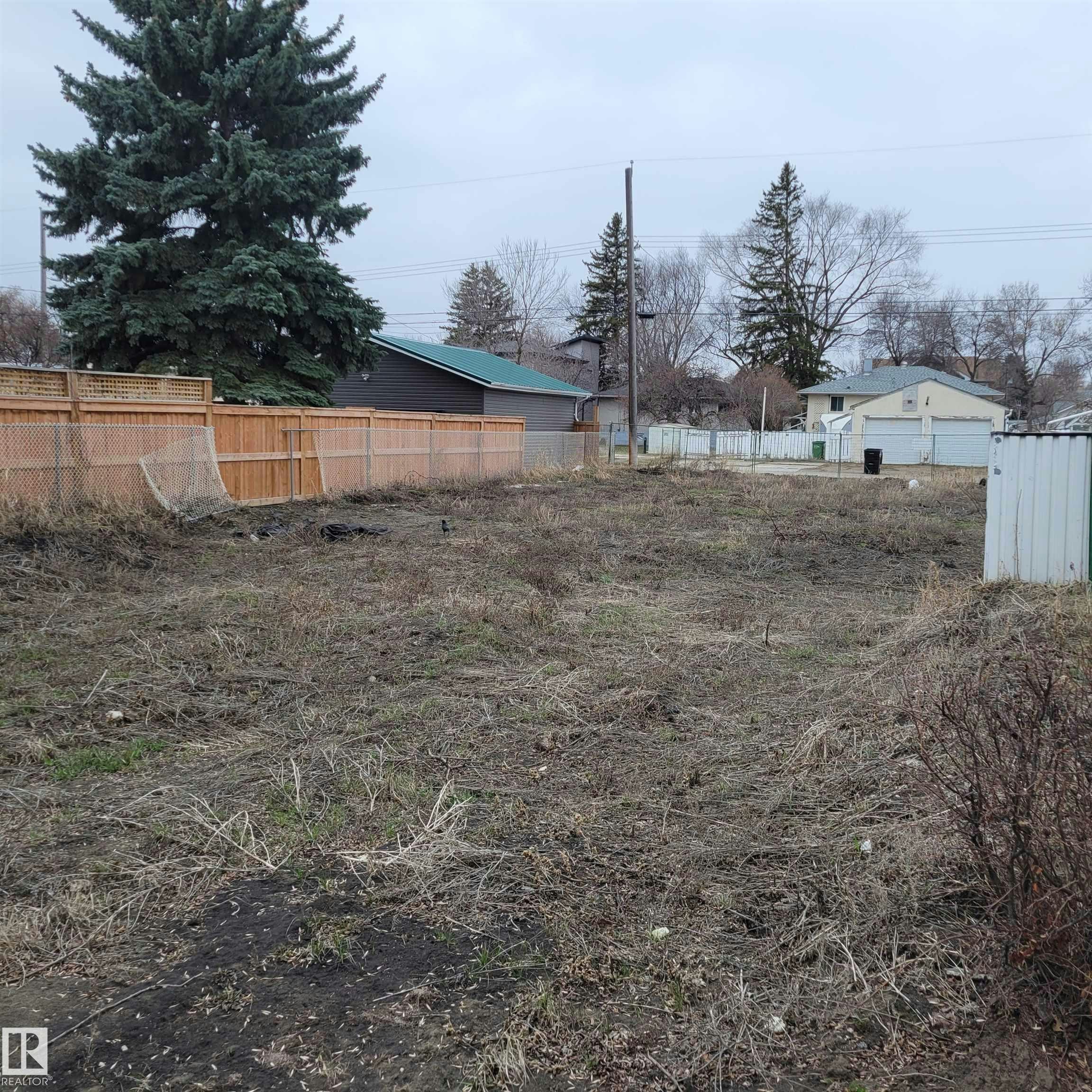 12218 87 Street, Edmonton, AB, T5B 3N8