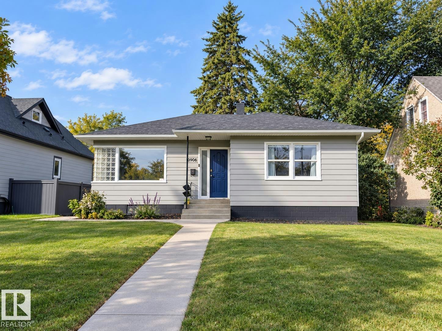 10906 118 Street, Edmonton, AB, T5H 3N9