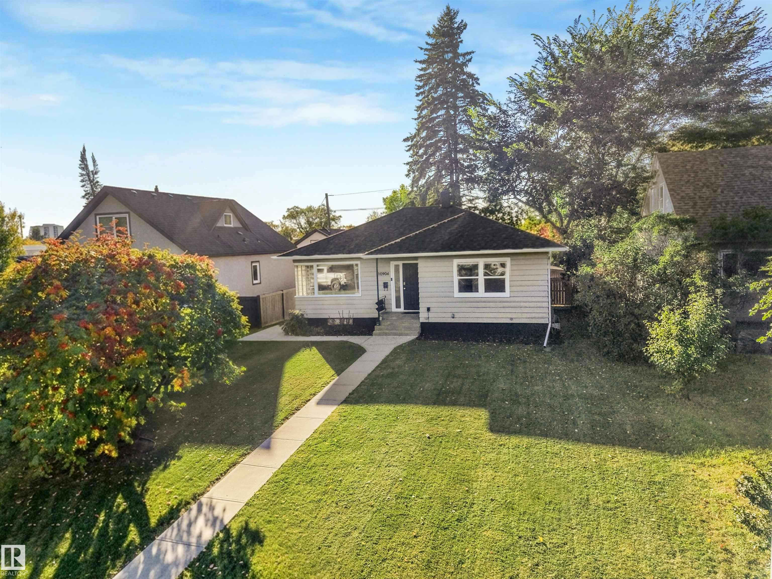 10906 118 Street, Edmonton, AB, T5H 3N9