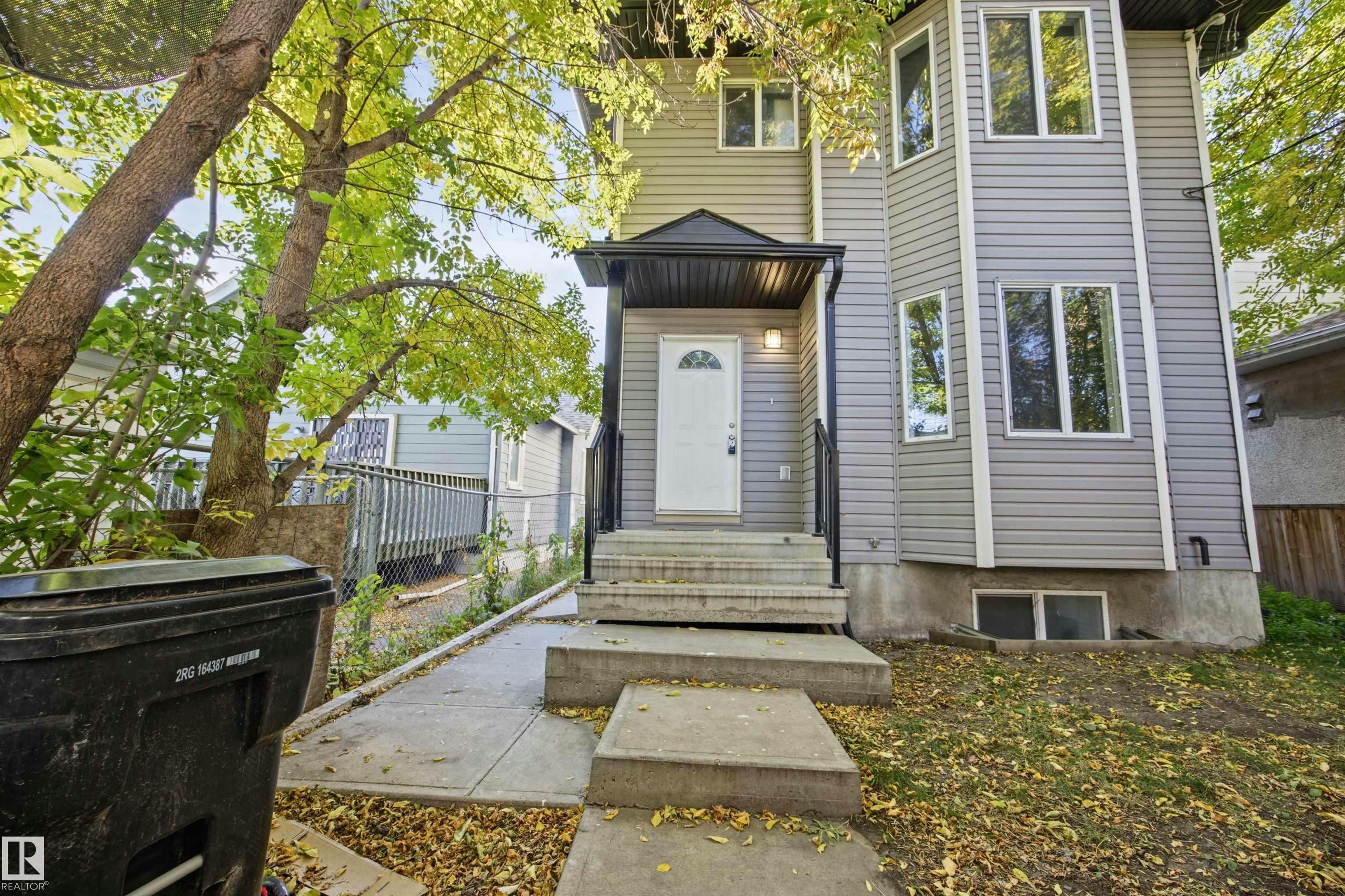 9626 106 Avenue, Edmonton, AB, T5H 0N4