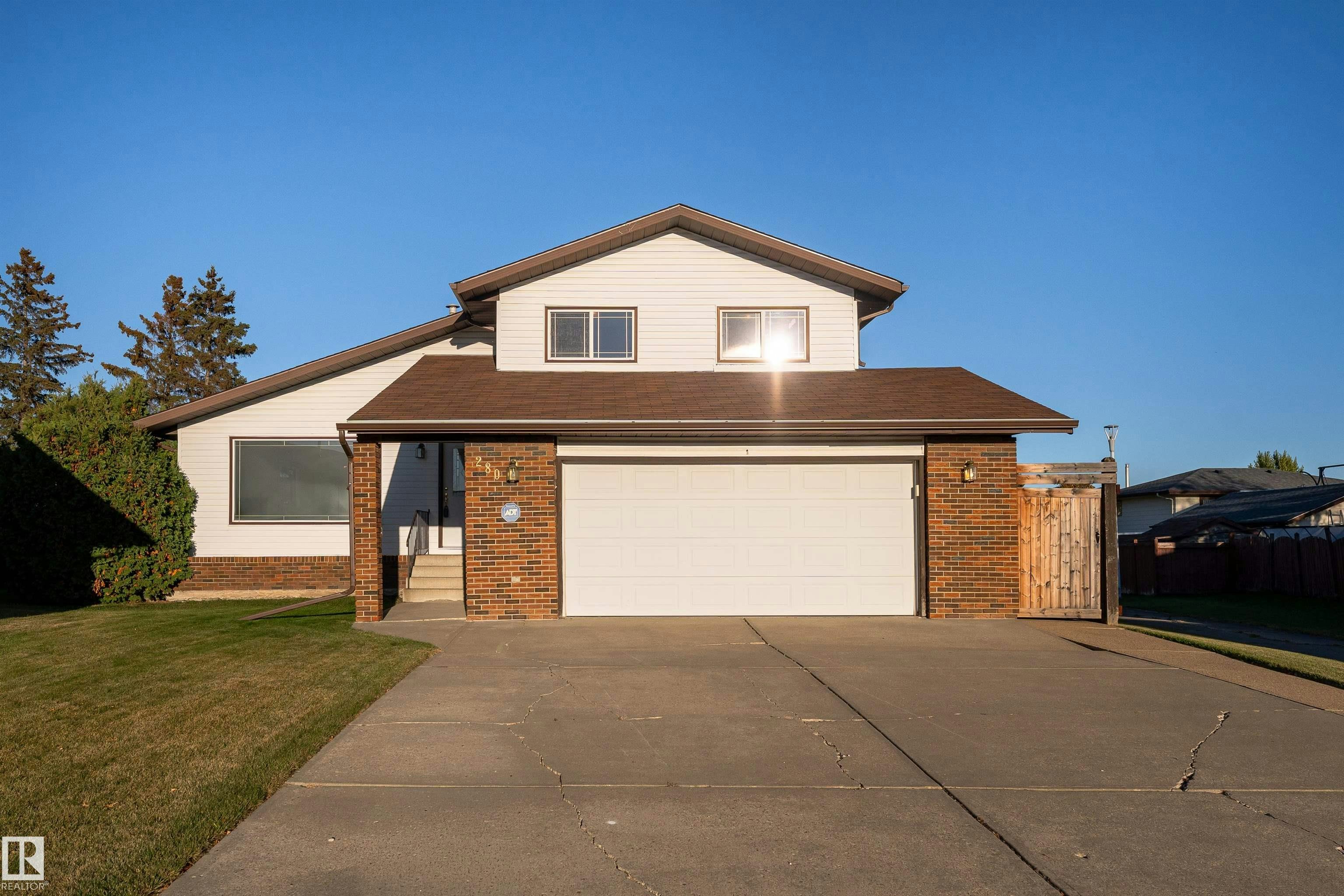 280 Warwick Road, Edmonton, AB, T5X 4P9