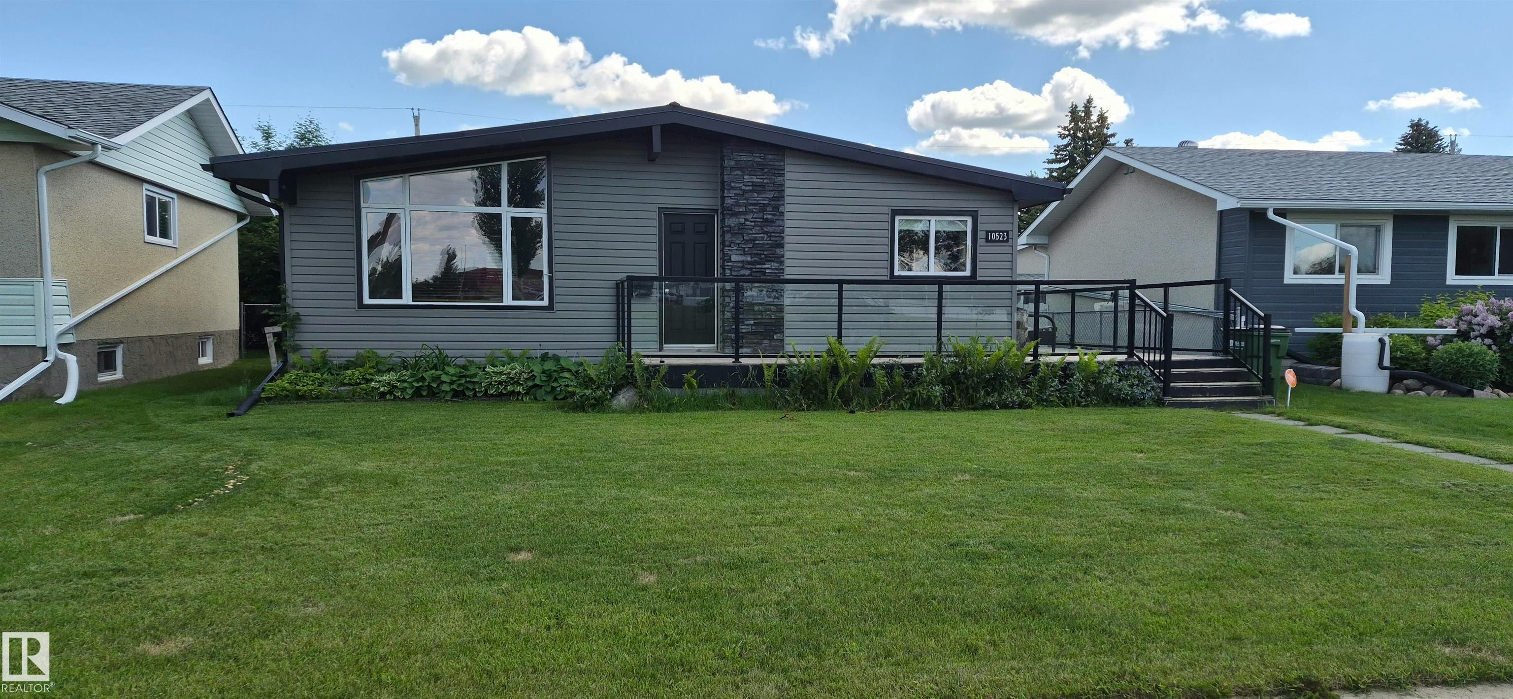 10523 105 Street, Westlock, AB, T7P 1M3