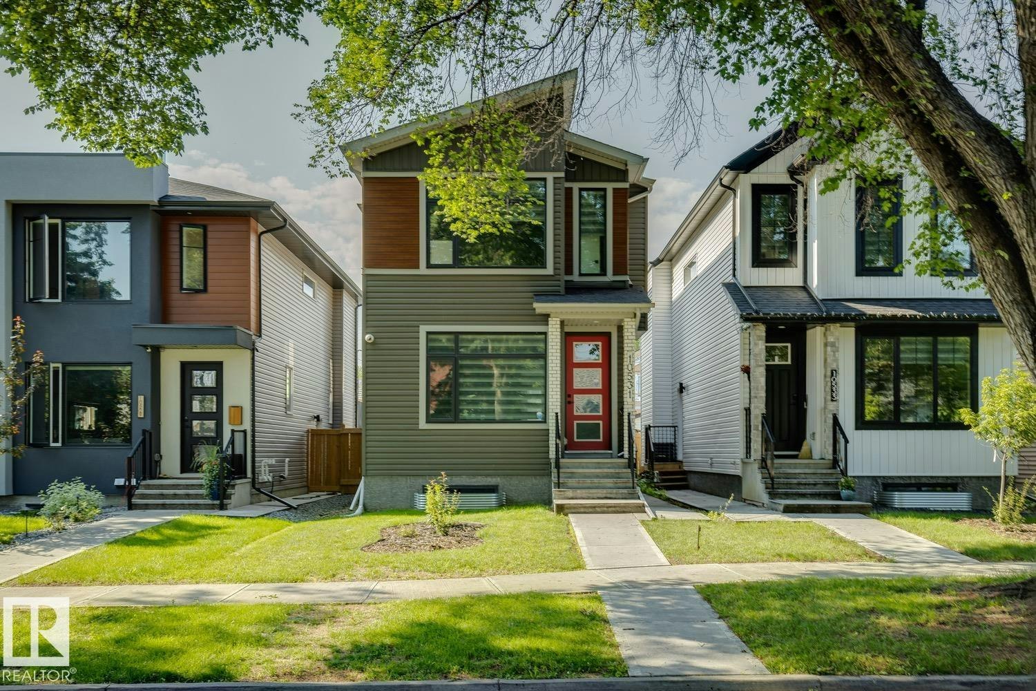 10531 67 Avenue, Edmonton, AB, T6H 1Z4