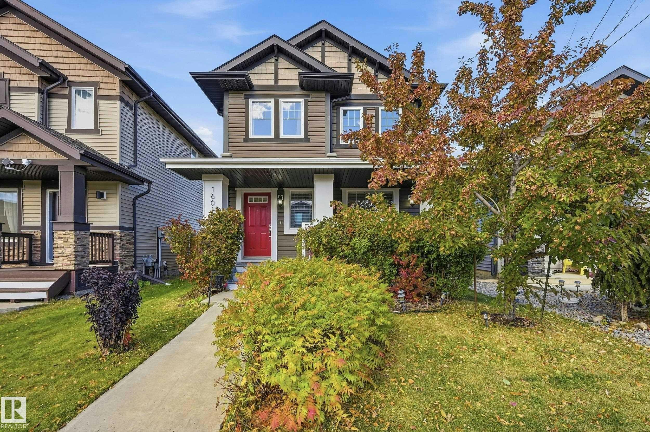16012 11 Avenue SW, Edmonton, AB, T6W 2H6