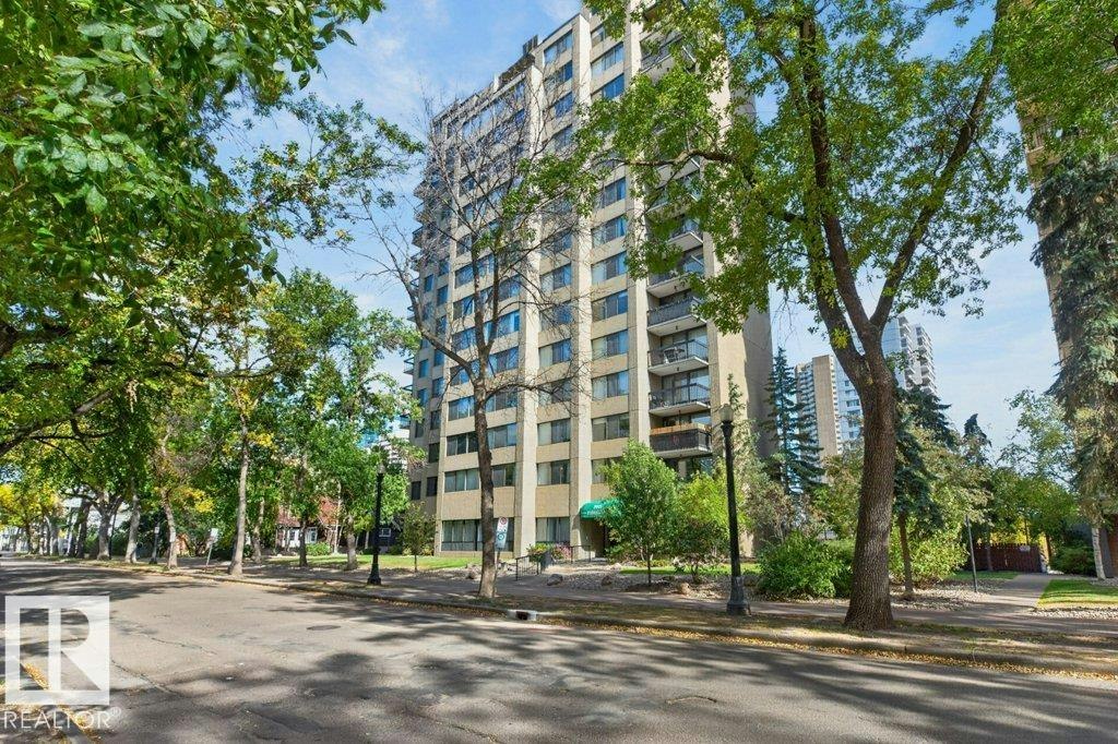 703-9921 104 Street, Edmonton, AB, T5K 2K3