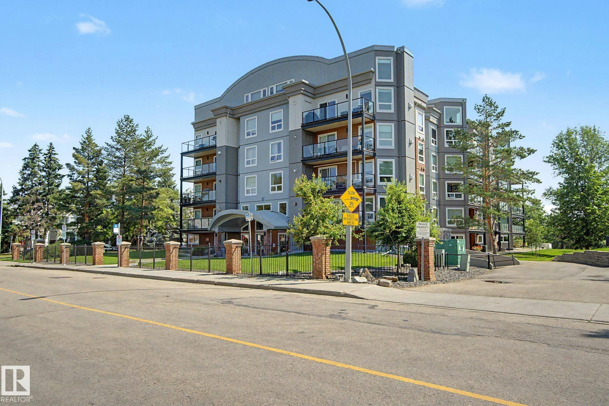 302-7951 96 Street NW, Edmonton, AB, T6C 4R1