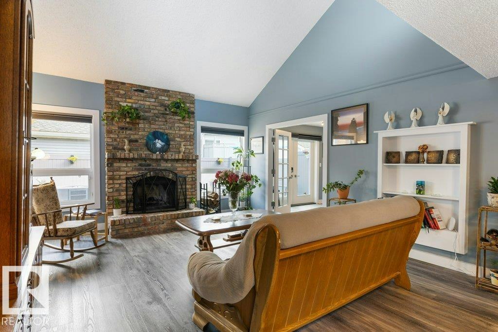 7 Whiteoaks Estates, St. Albert, AB, T8N 3M2