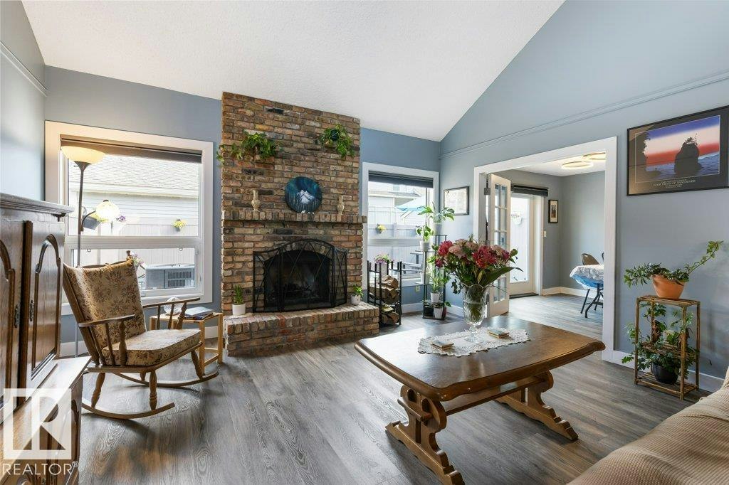7 Whiteoaks Estates, St. Albert, AB, T8N 3M2