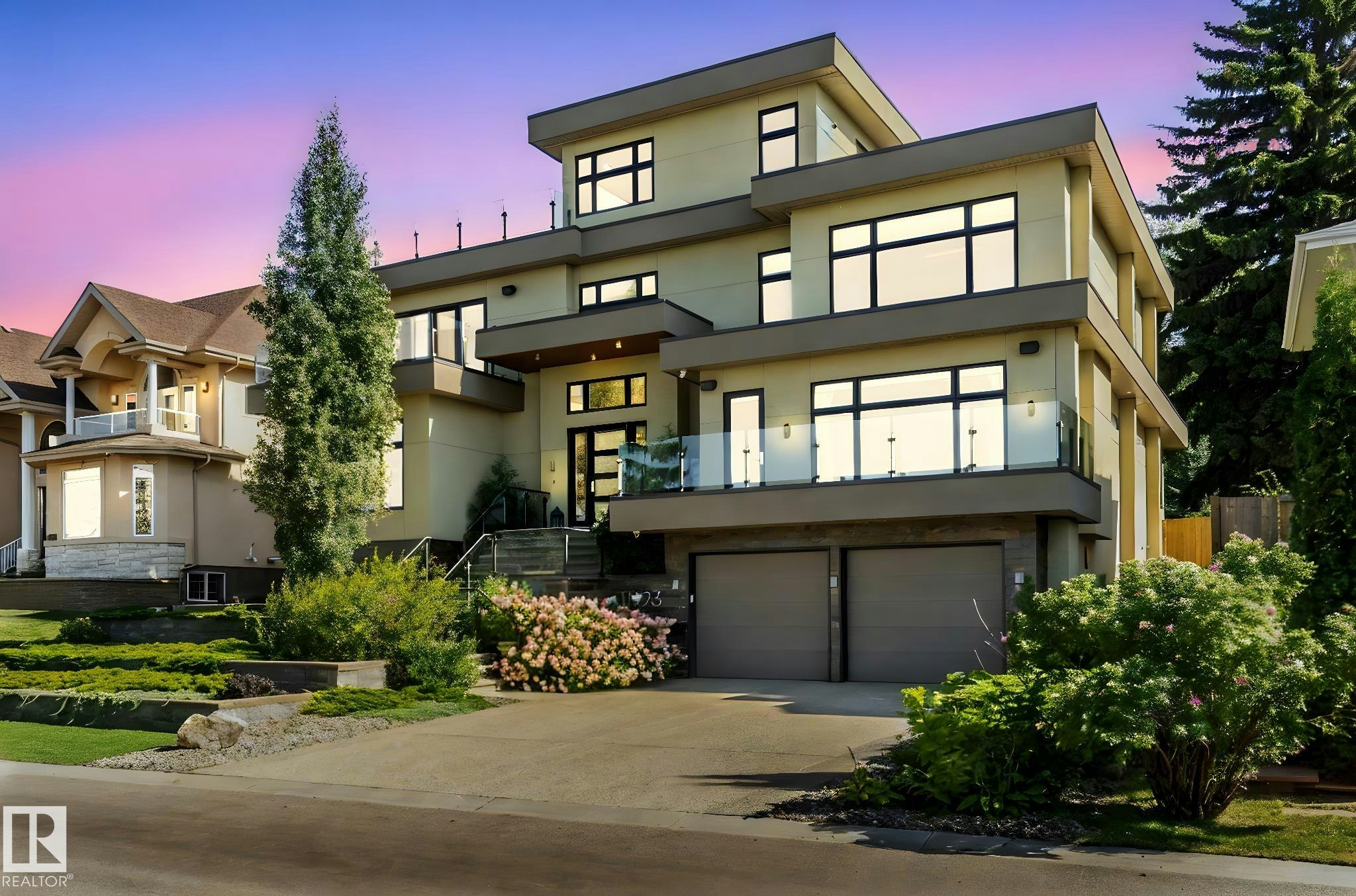 11823 Saskatchewan Drive, Edmonton, AB
