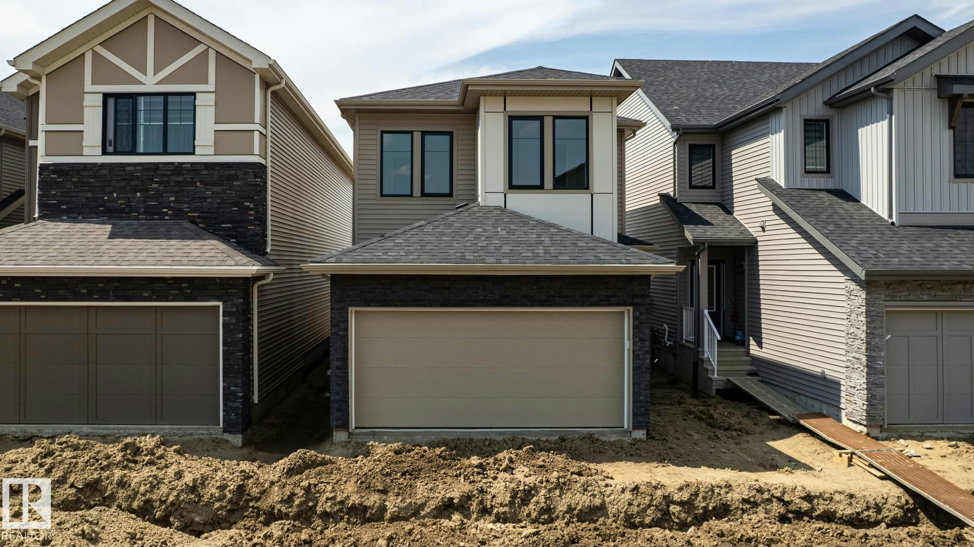 3036 197 Street, Edmonton, AB, T6M 3L9