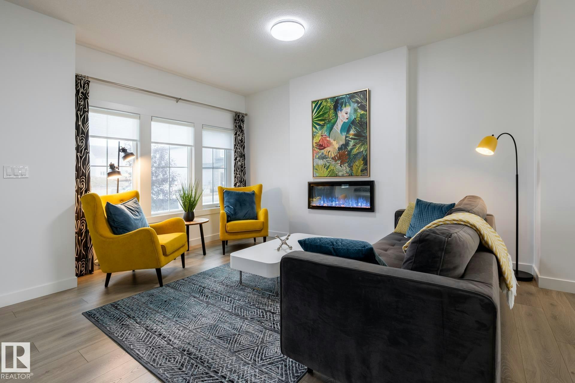555 172 Avenue, Edmonton, AB, T5Y 6M6