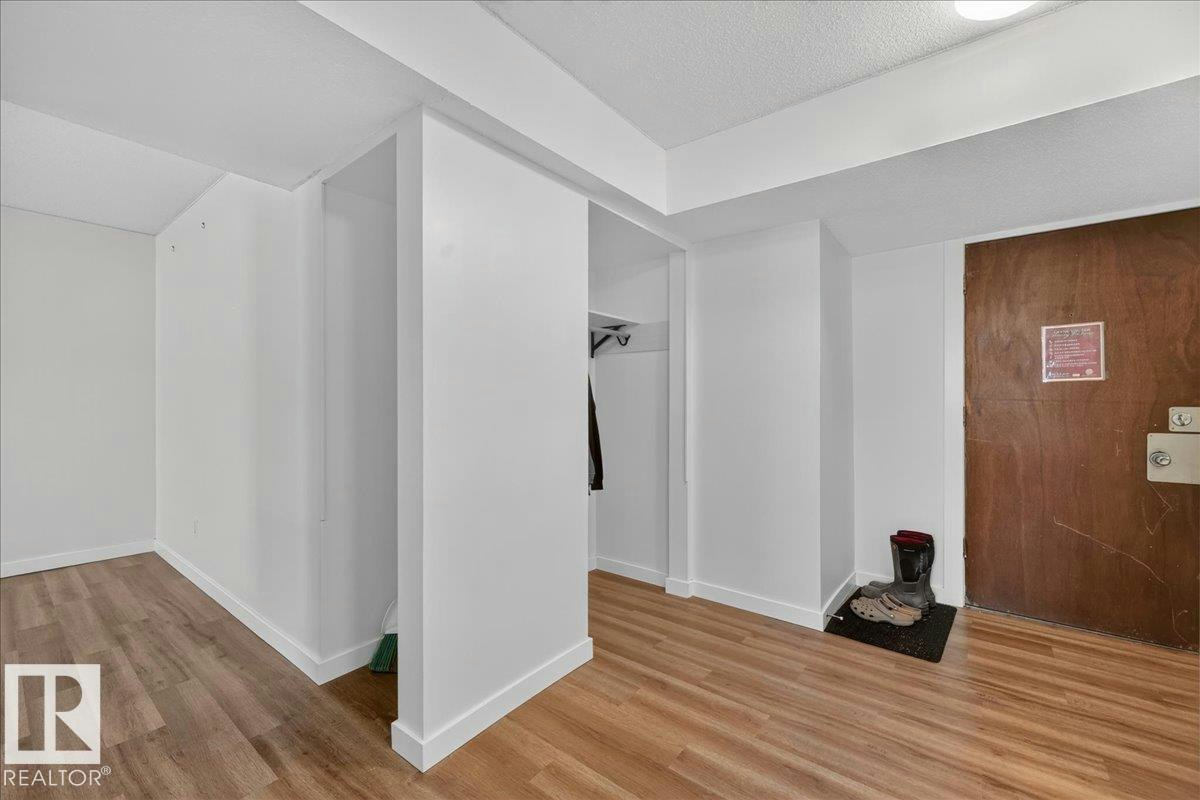 103-10725 111 Street, Edmonton, AB, T5H 3G2 - 13