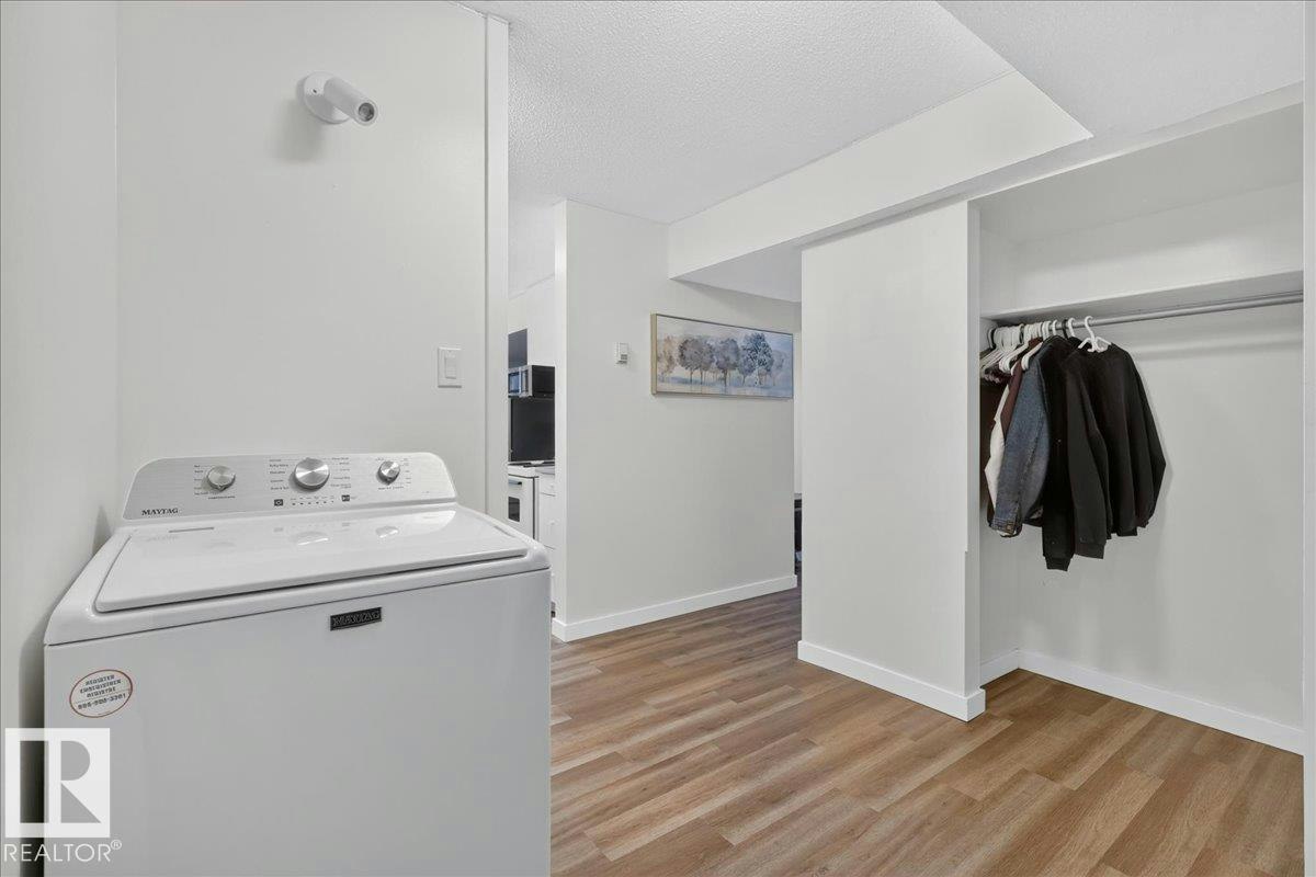 103-10725 111 Street, Edmonton, AB, T5H 3G2 - 9
