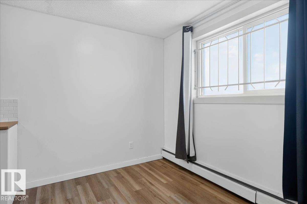 103-10725 111 Street, Edmonton, AB, T5H 3G2 - 23