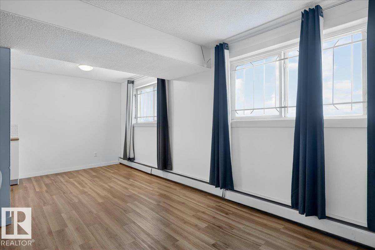 103-10725 111 Street, Edmonton, AB, T5H 3G2 - 22