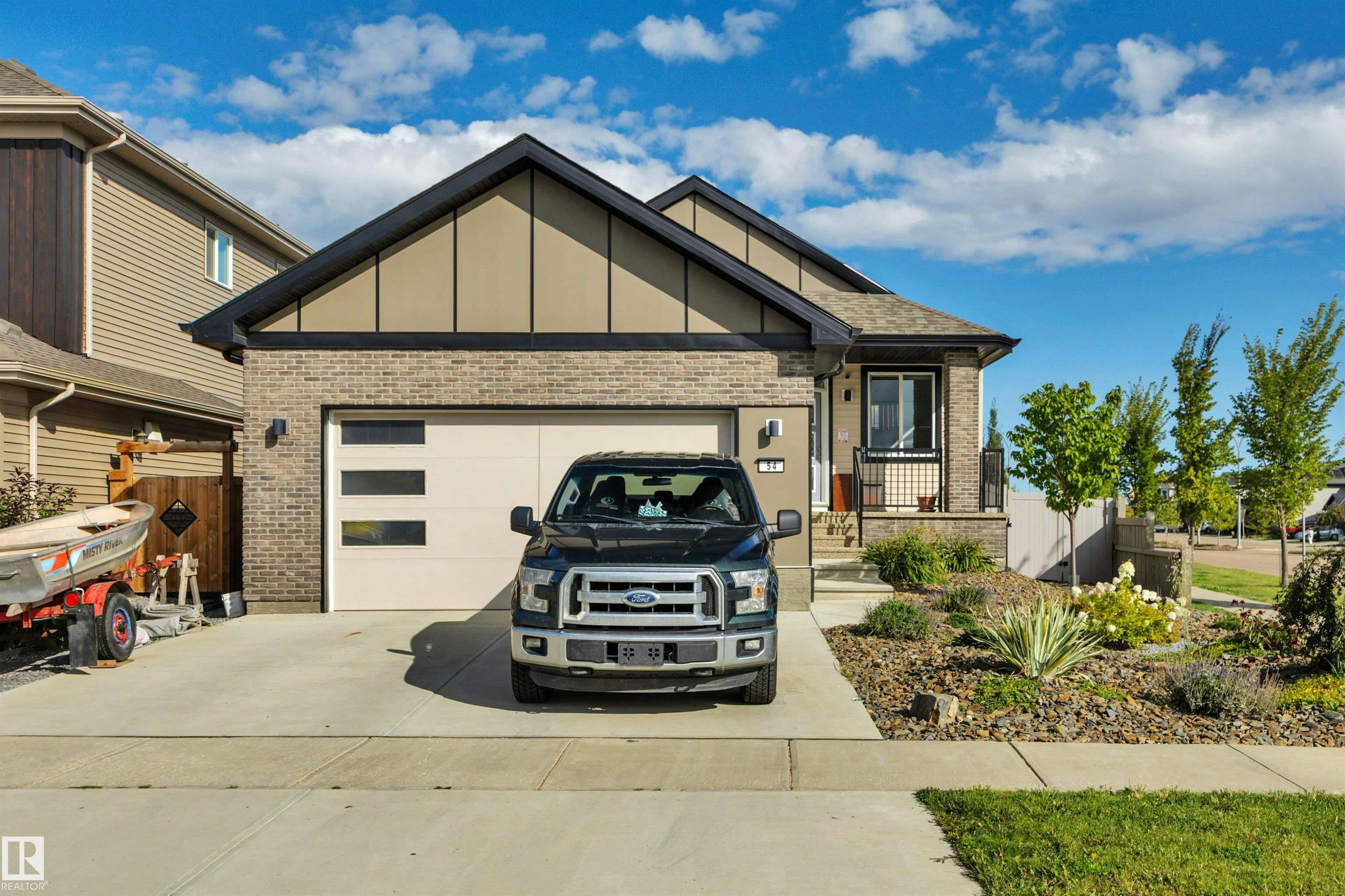 54 Calista Way, Spruce Grove, AB, T7X 0Y6
