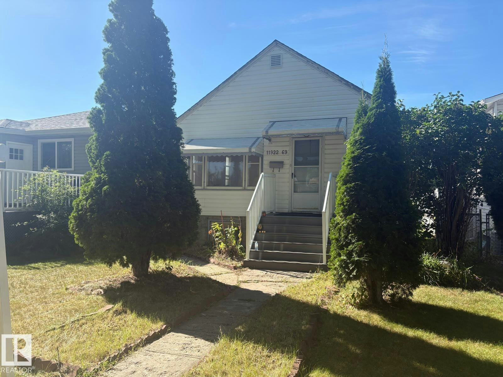 11922 69 Street, Edmonton, AB, T5B 1S5