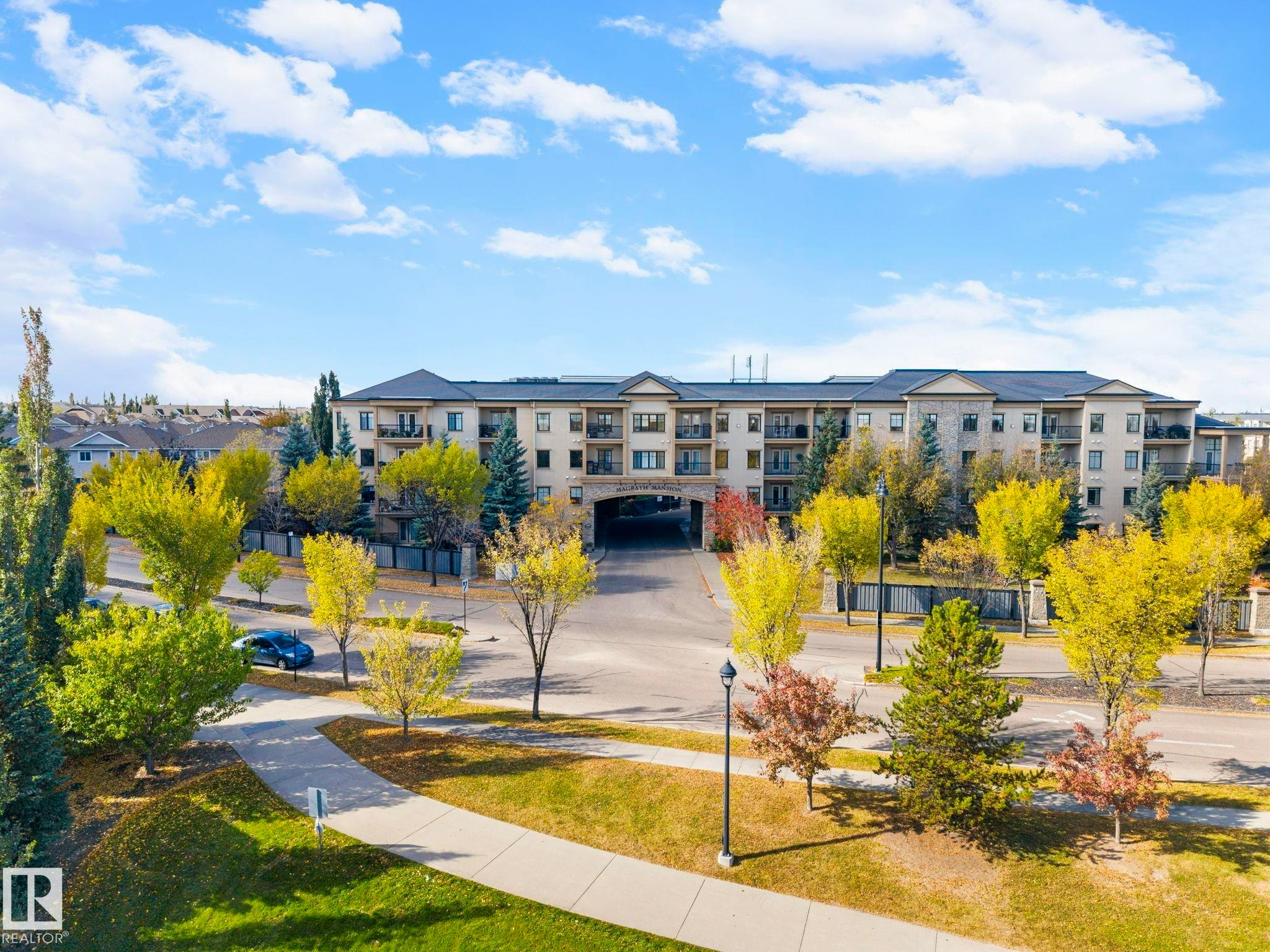 332-160 Magrath Road, Edmonton, AB, T6R 3T7